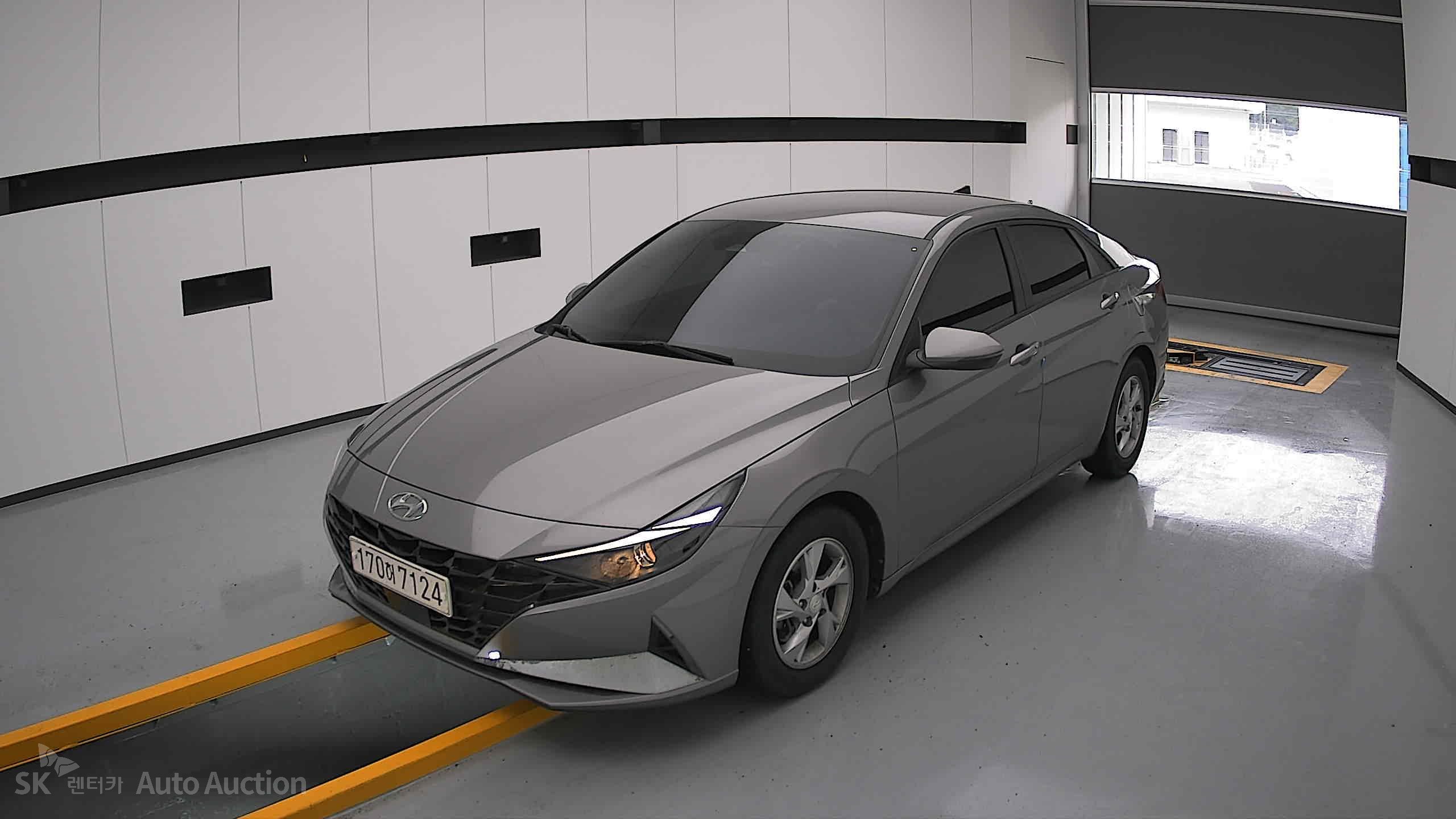 2021 - hyundai avante