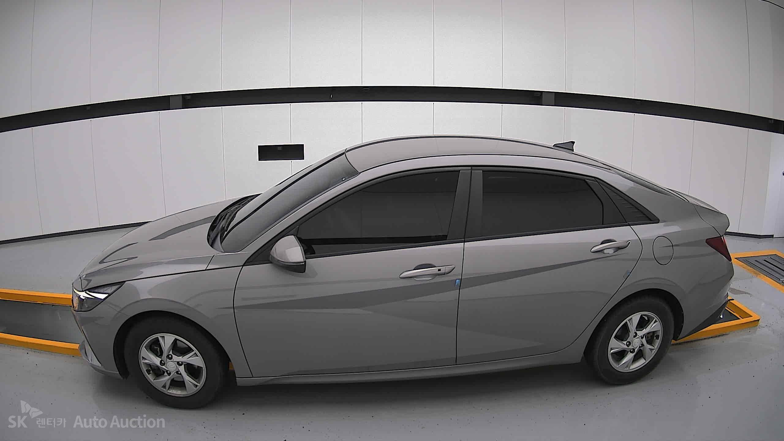 2021 - hyundai avante