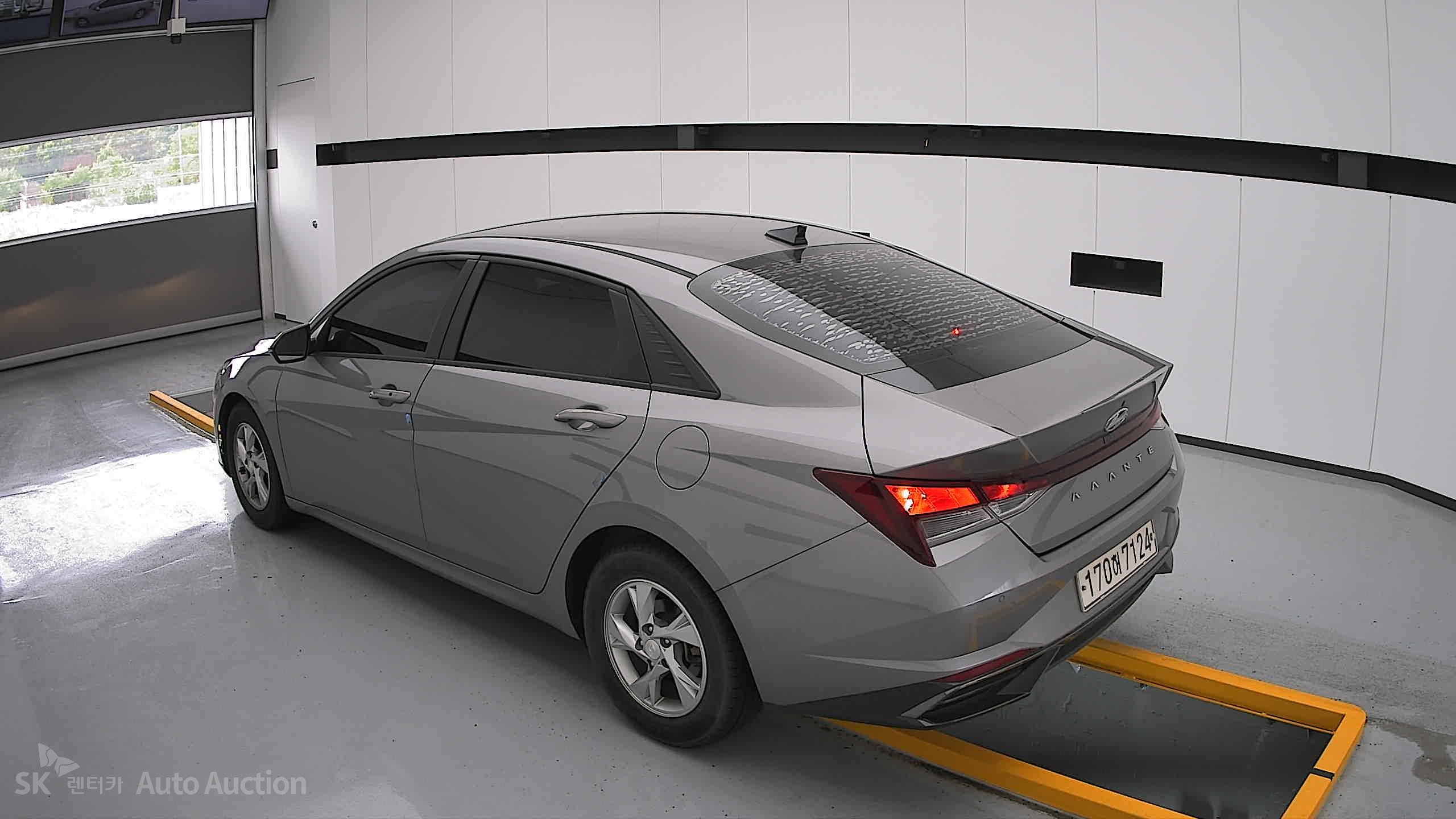 2021 - hyundai avante