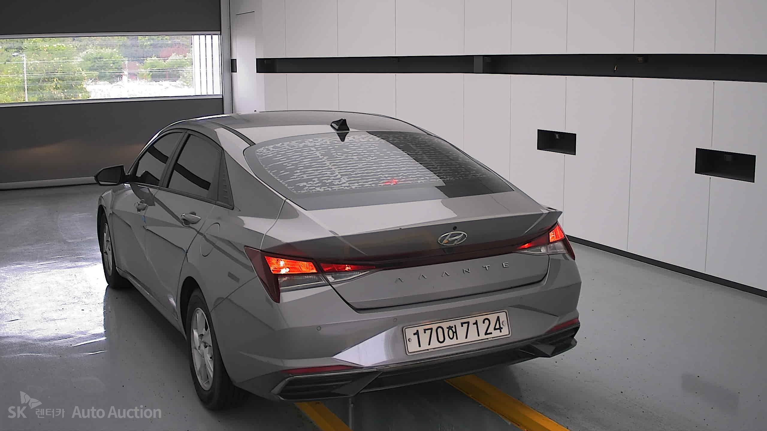 2021 - hyundai avante
