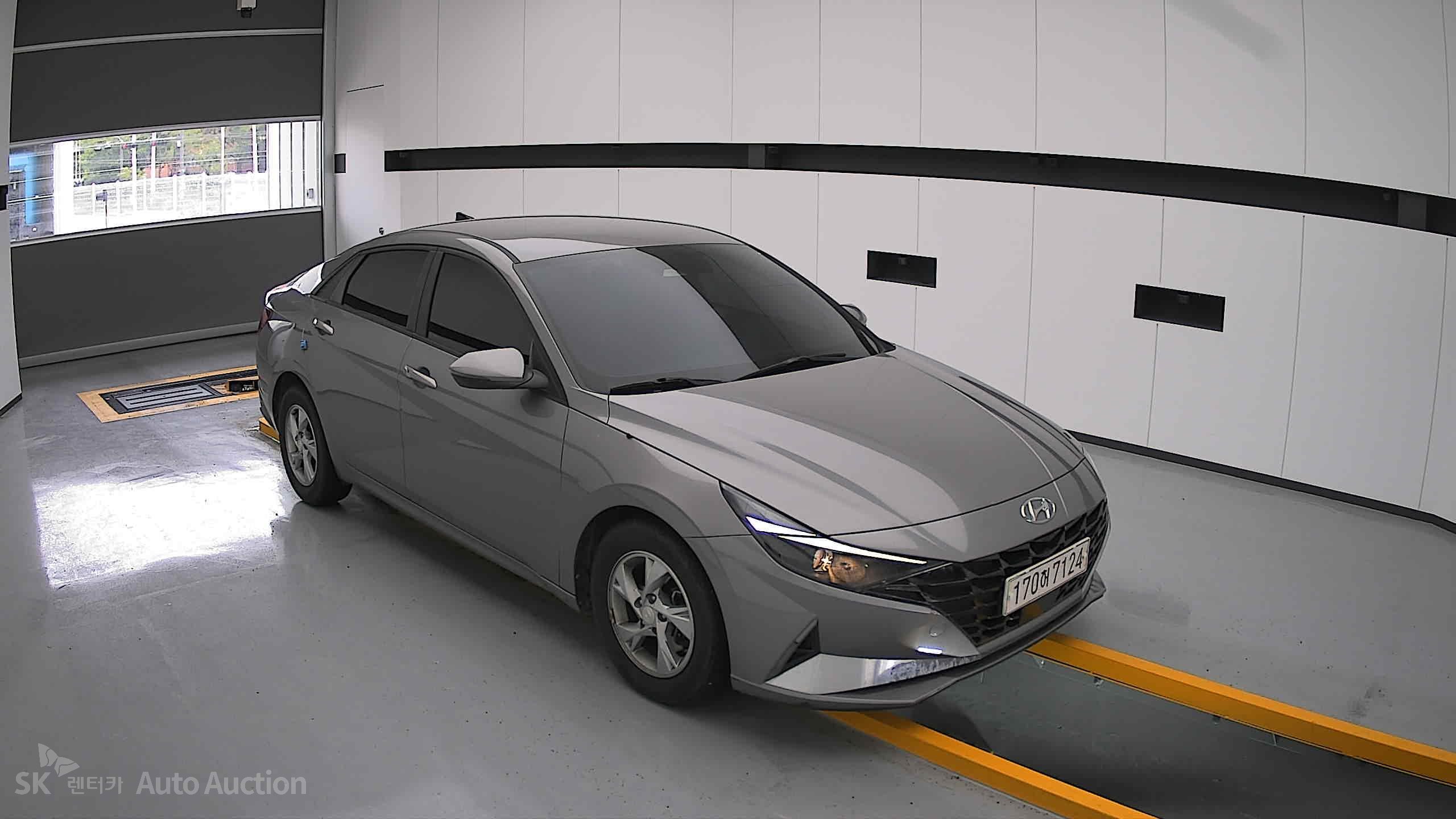 2021 - hyundai avante
