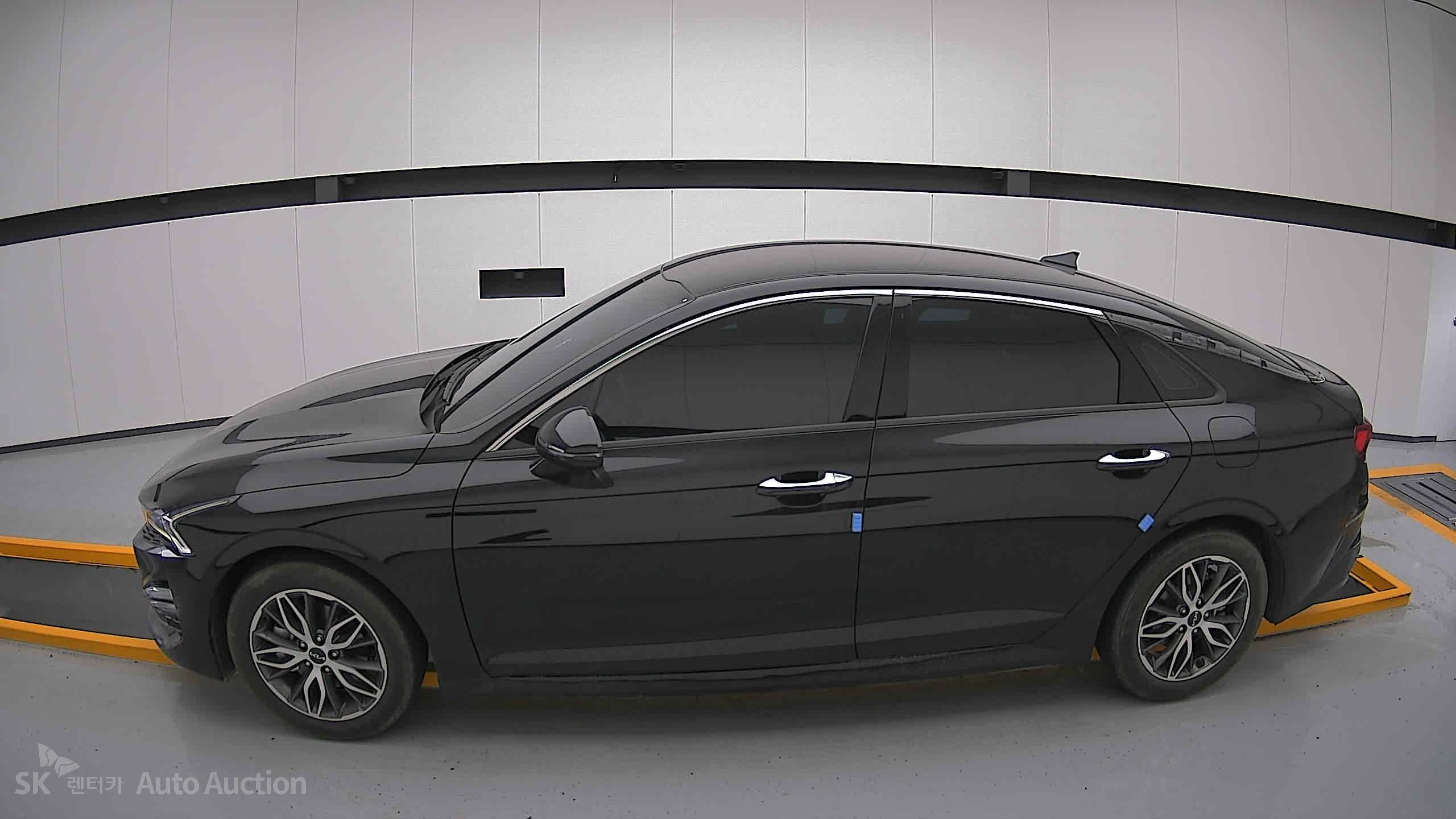 2023 - kia k5