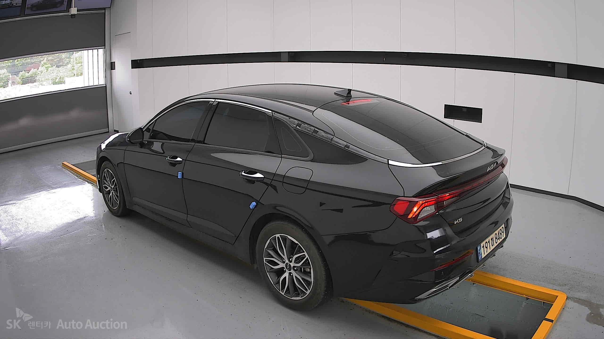 2023 - kia k5
