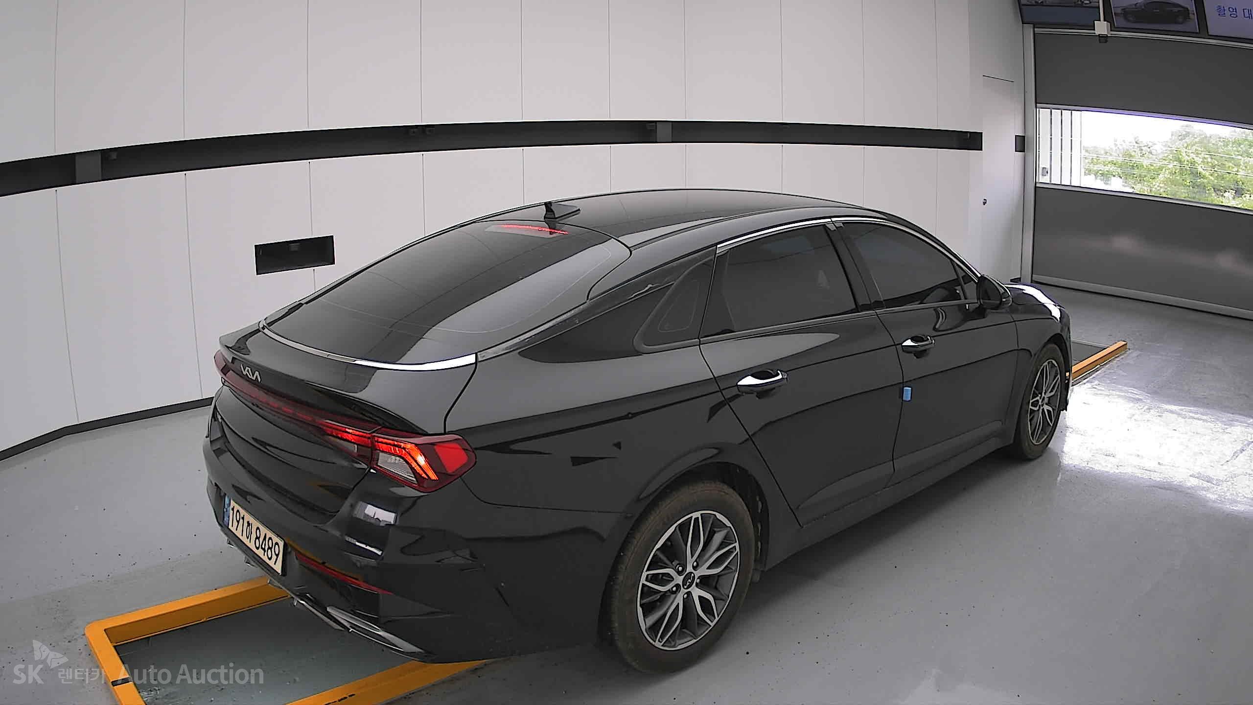 2023 - kia k5