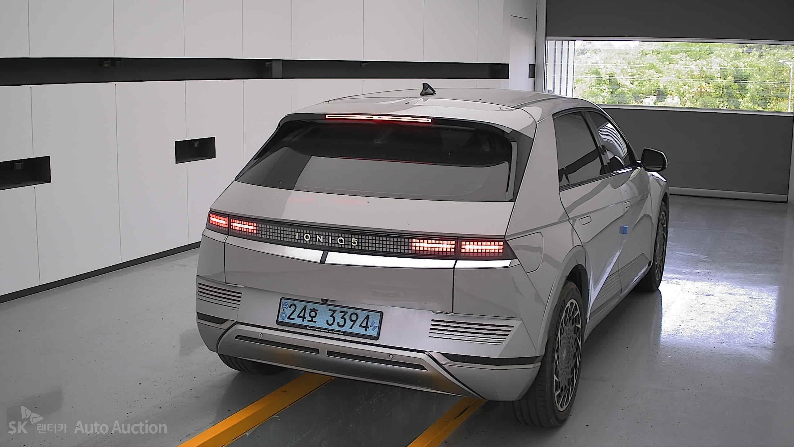 2022 - hyundai ioniq