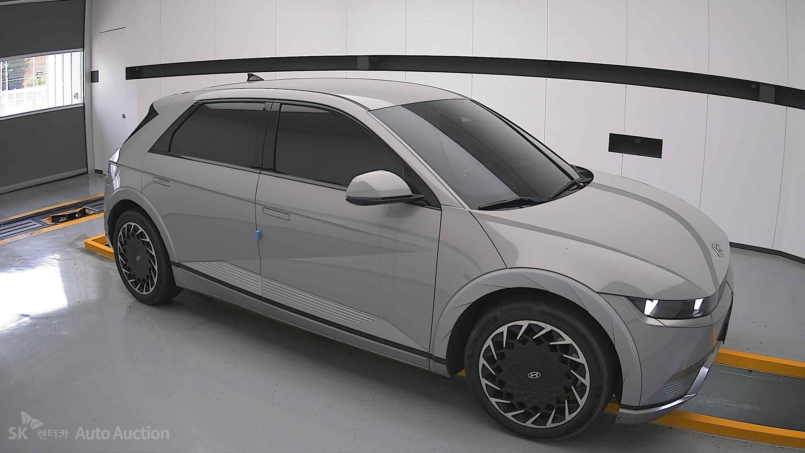 2022 - hyundai ioniq