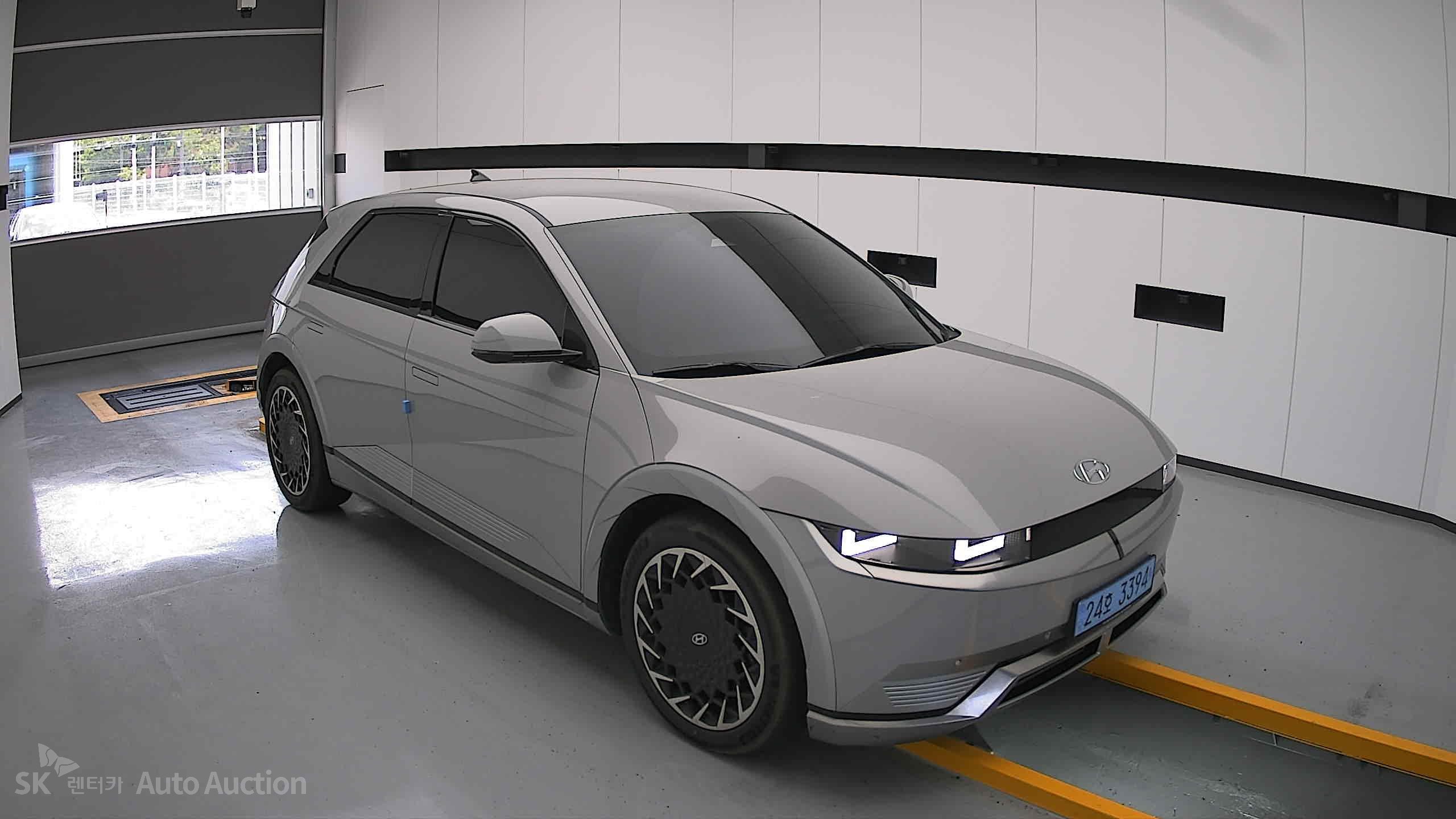 2022 - hyundai ioniq