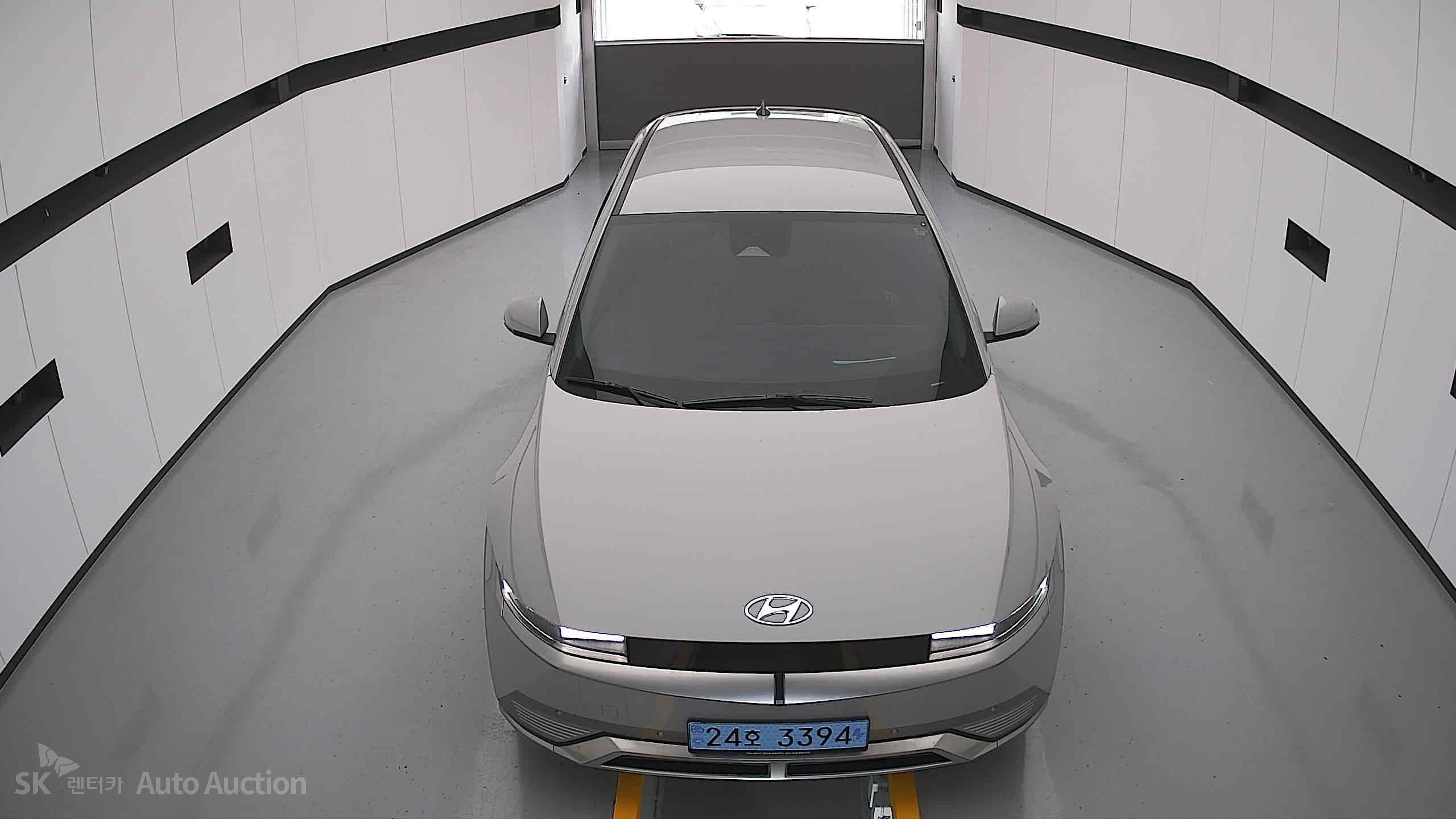 2022 - hyundai ioniq
