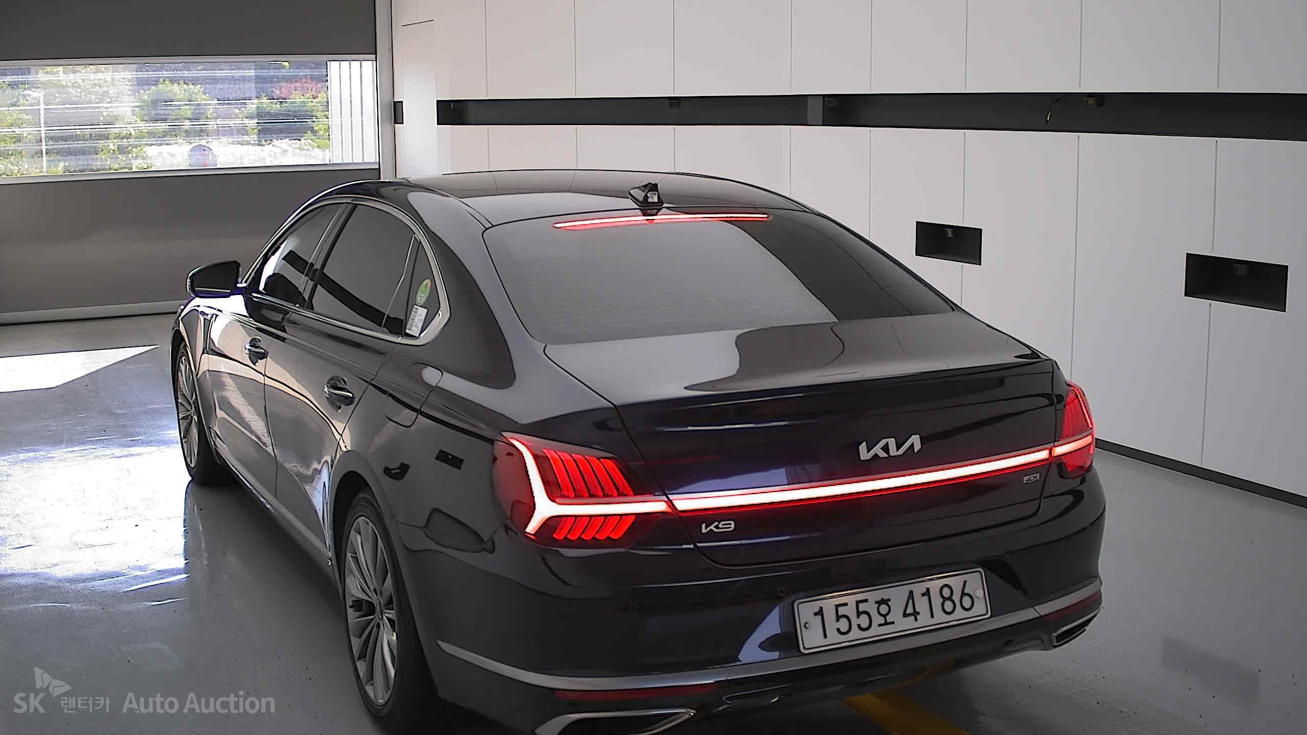 2022 - kia k9