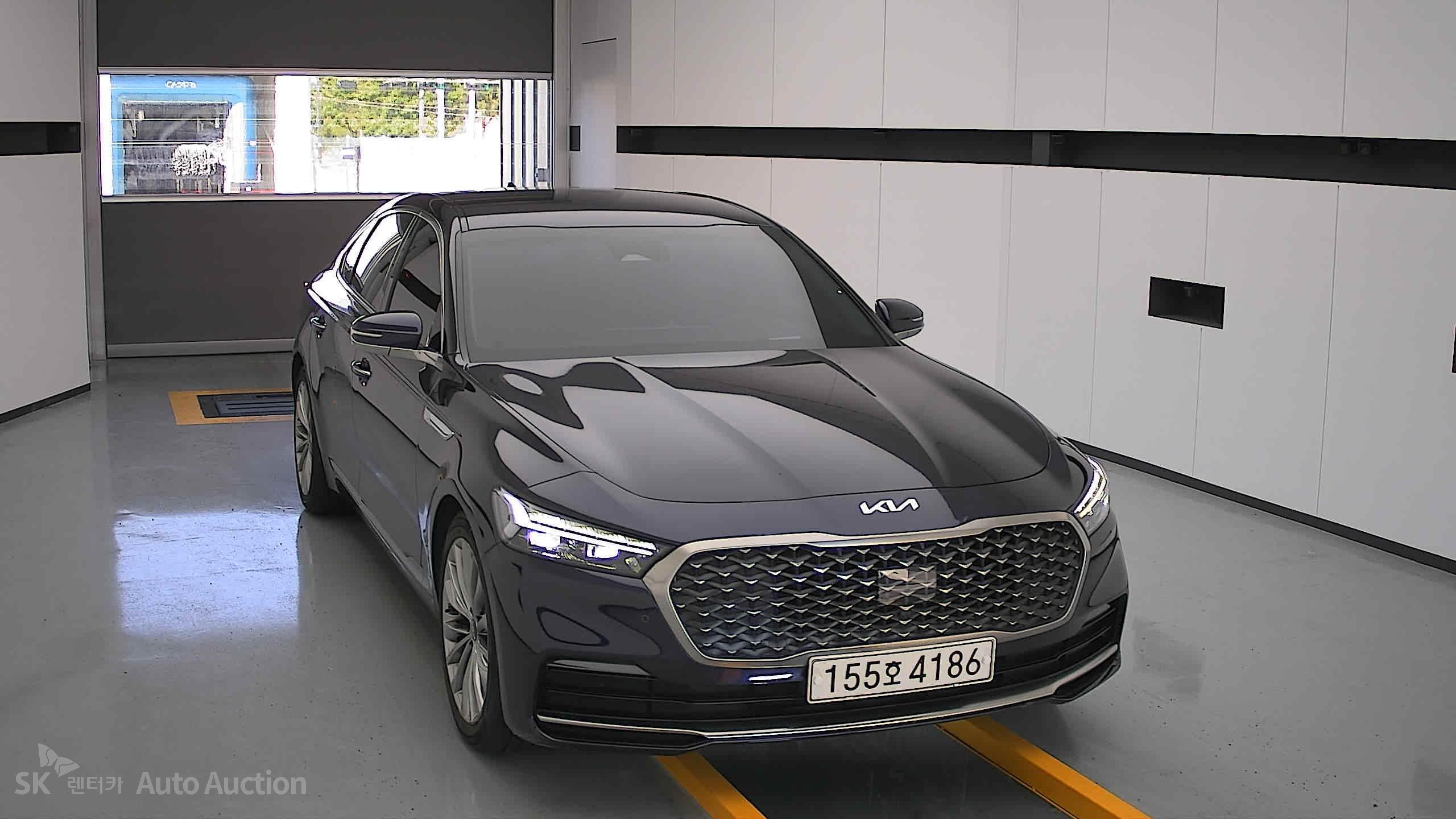 2022 - kia k9