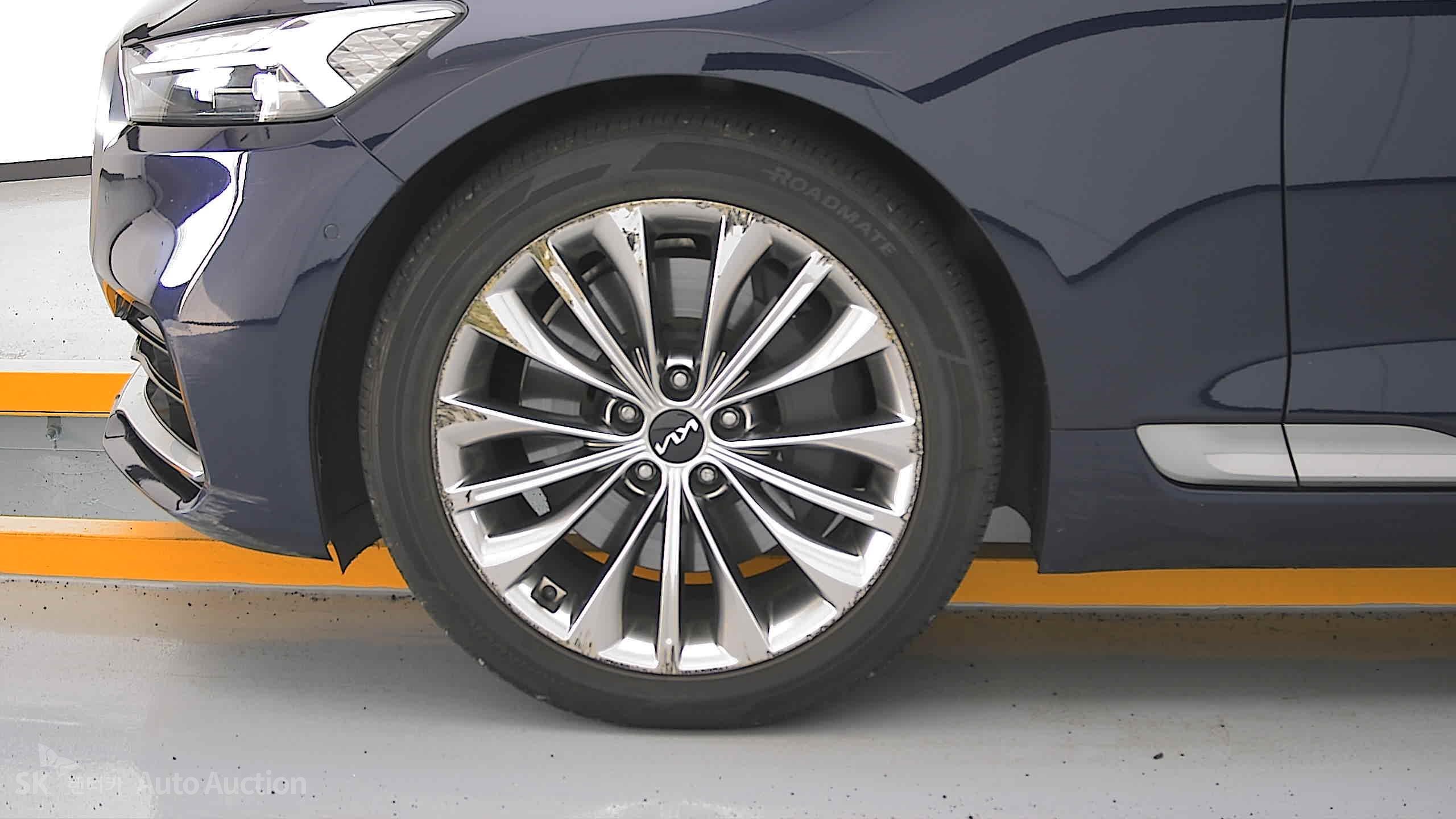 2022 - kia k9