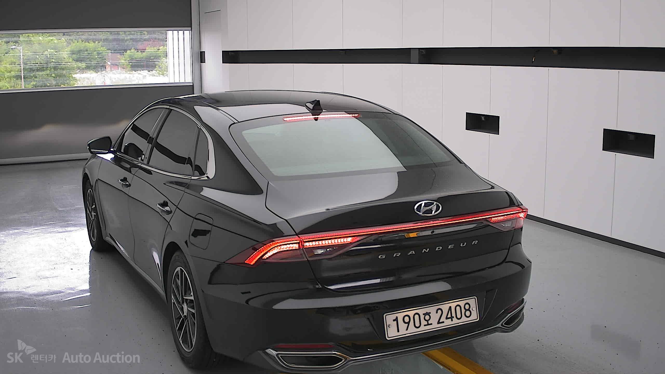 2022 - hyundai grandeur
