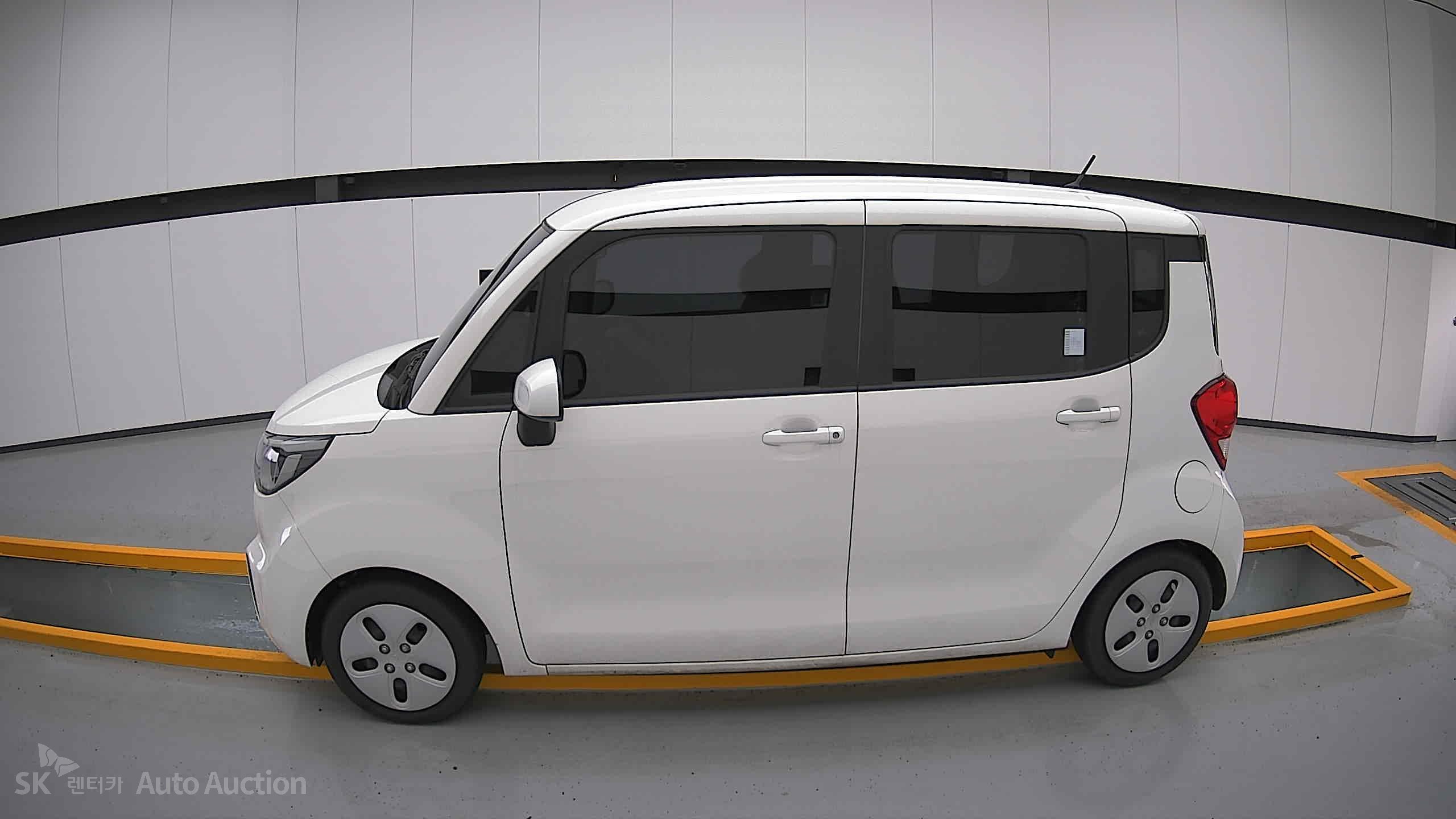 2022 - kia ray