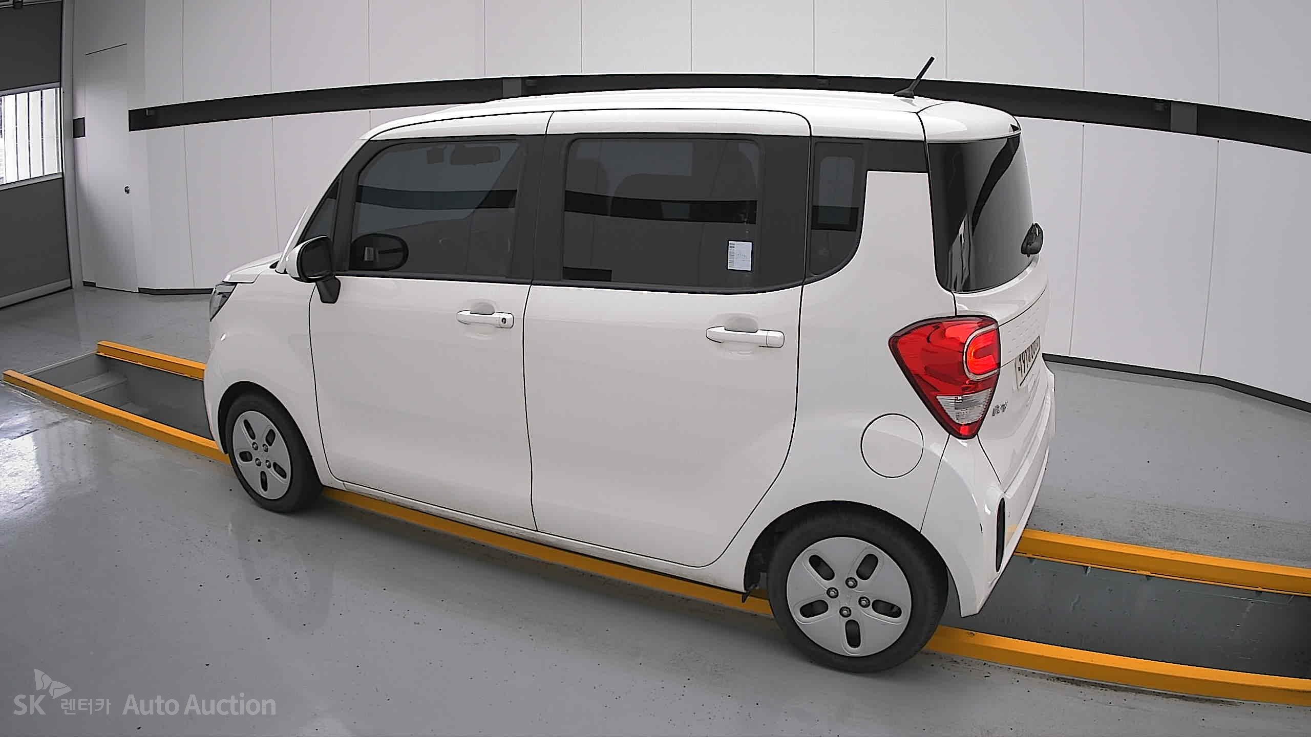 2022 - kia ray
