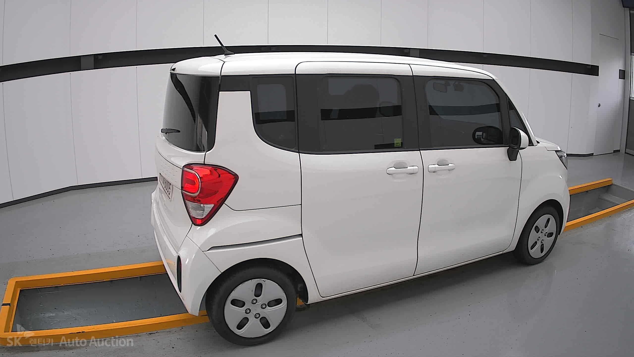 2022 - kia ray