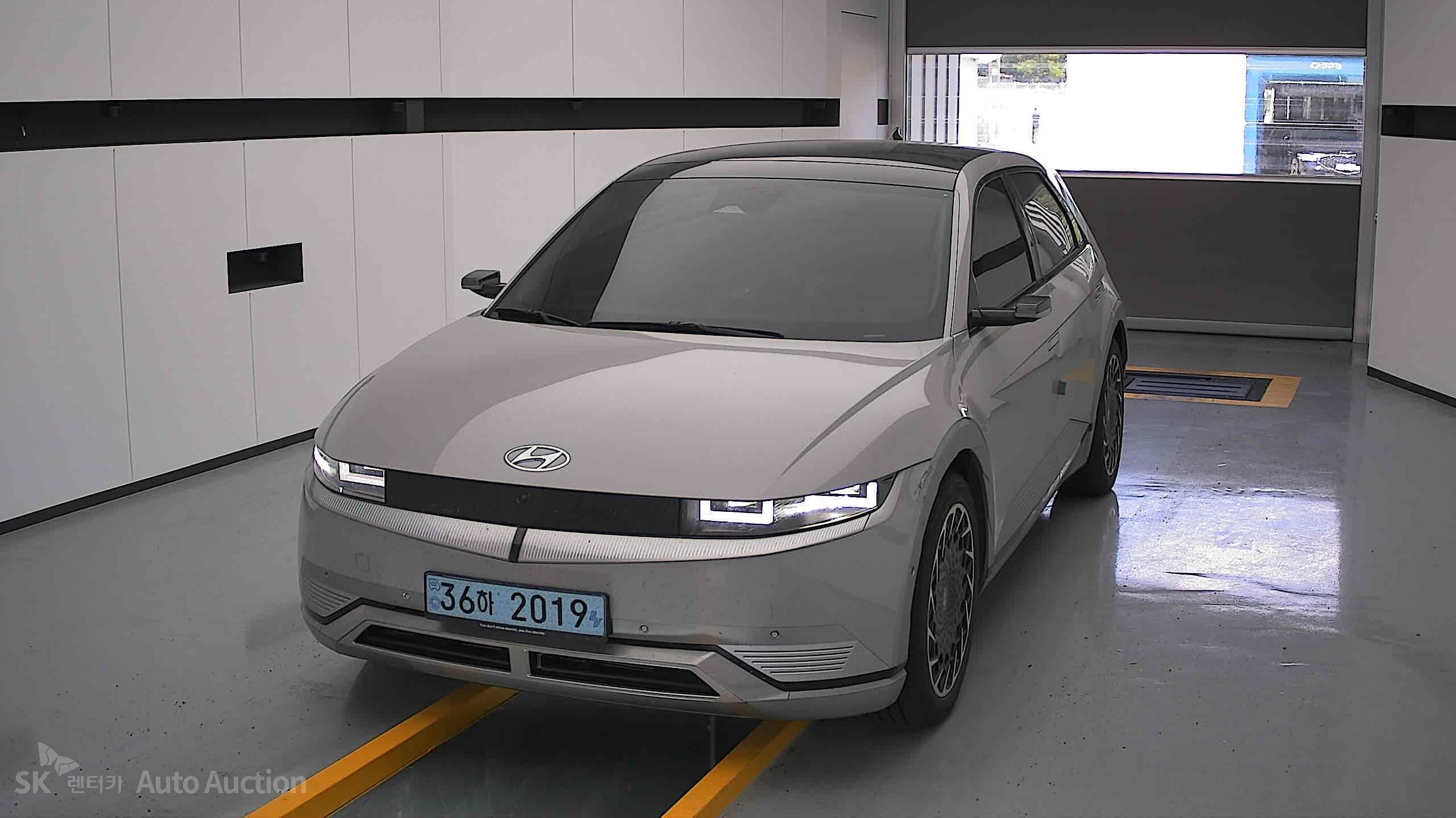 2022 - hyundai ioniq