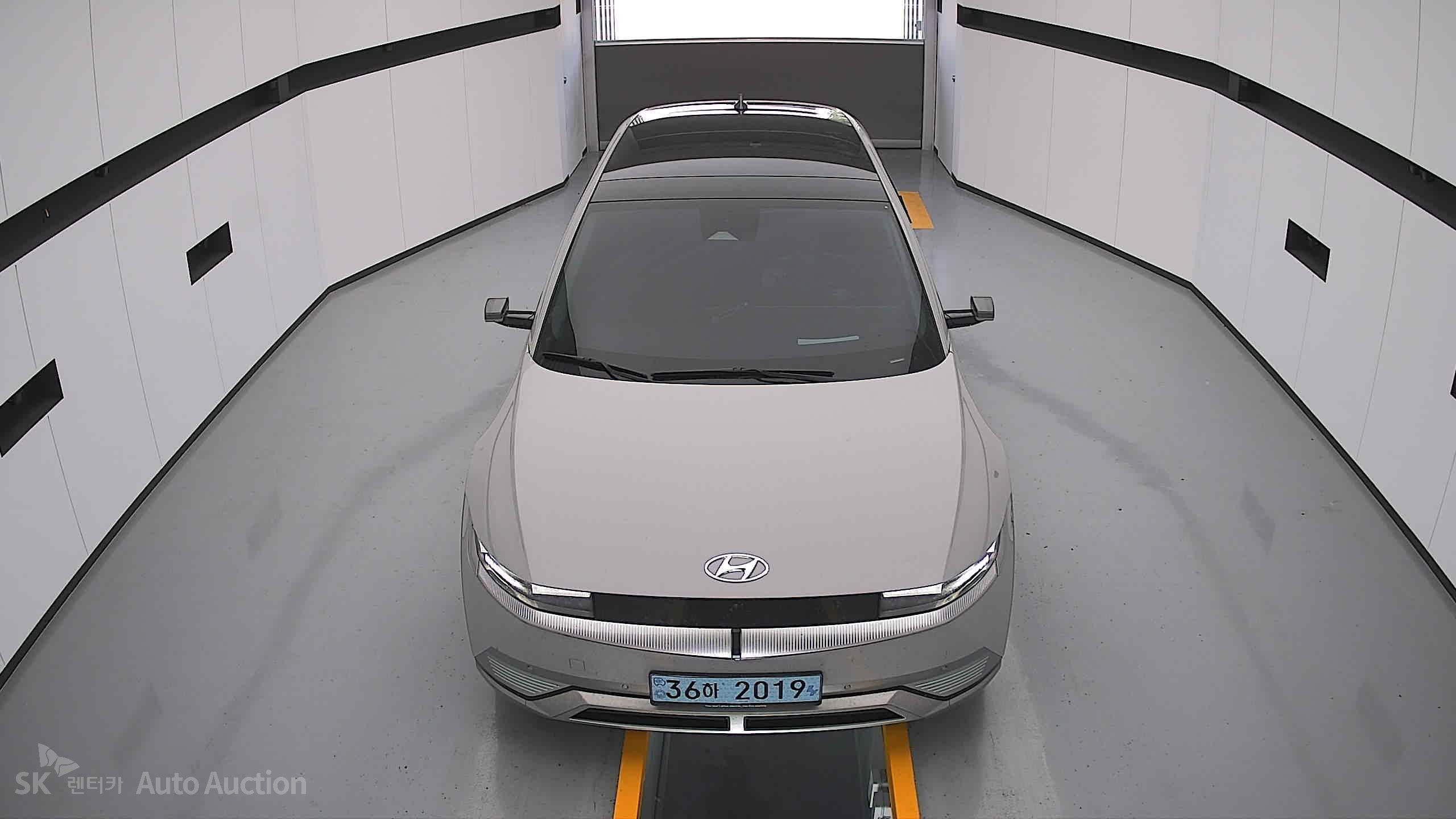 2022 - hyundai ioniq