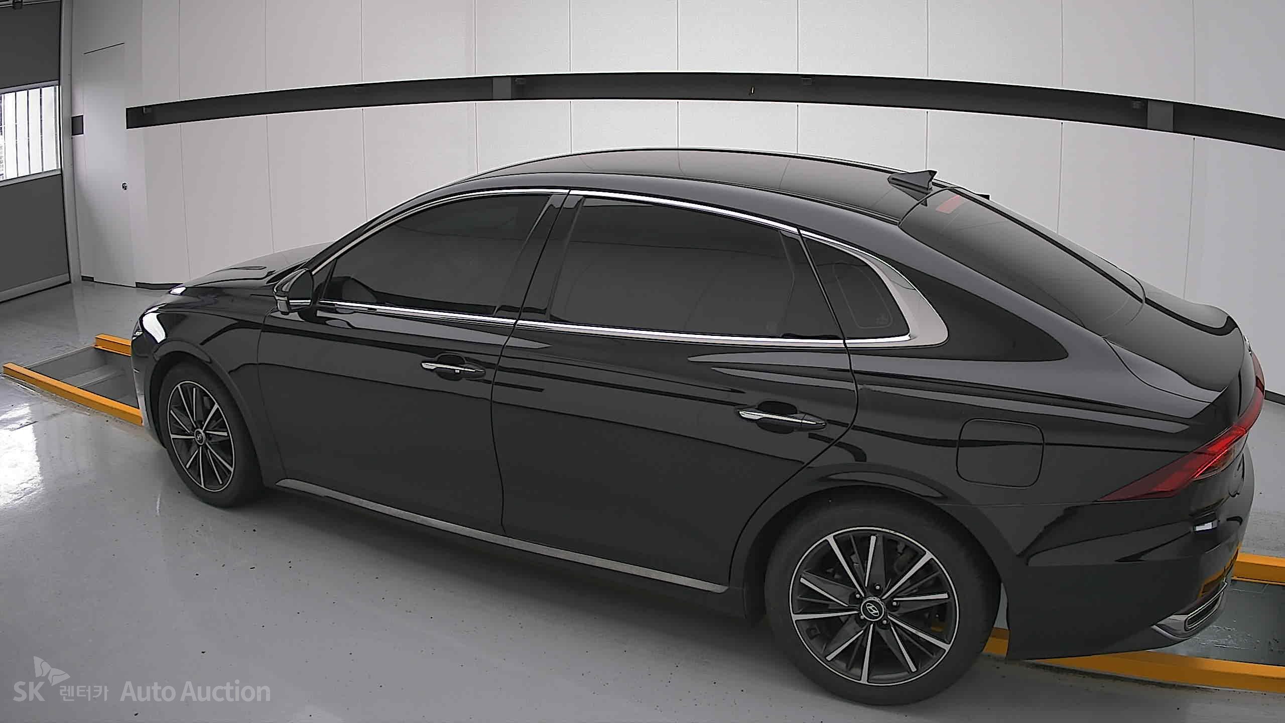 2023 - hyundai grandeur