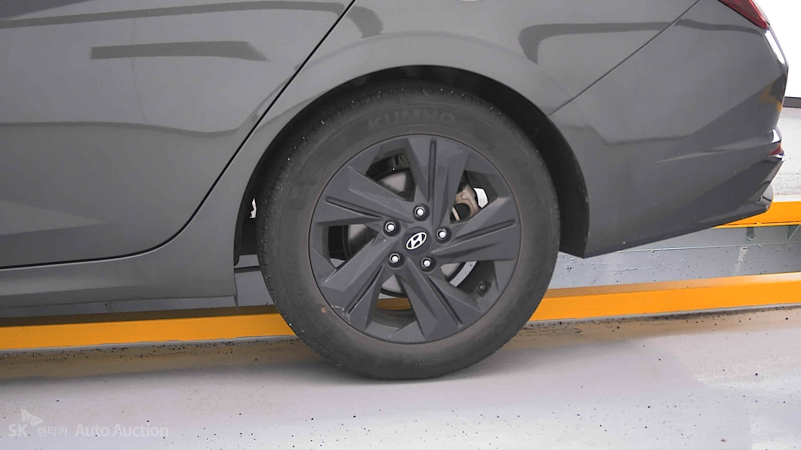 2023 - hyundai avante