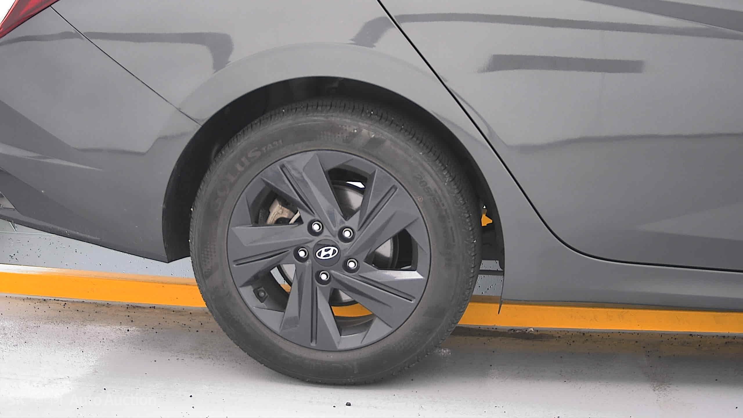 2023 - hyundai avante
