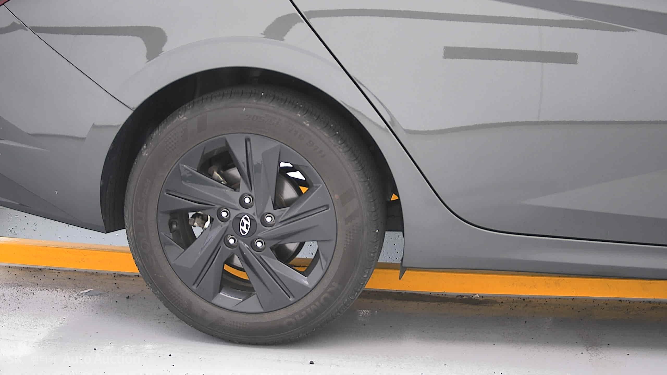 2023 - hyundai avante
