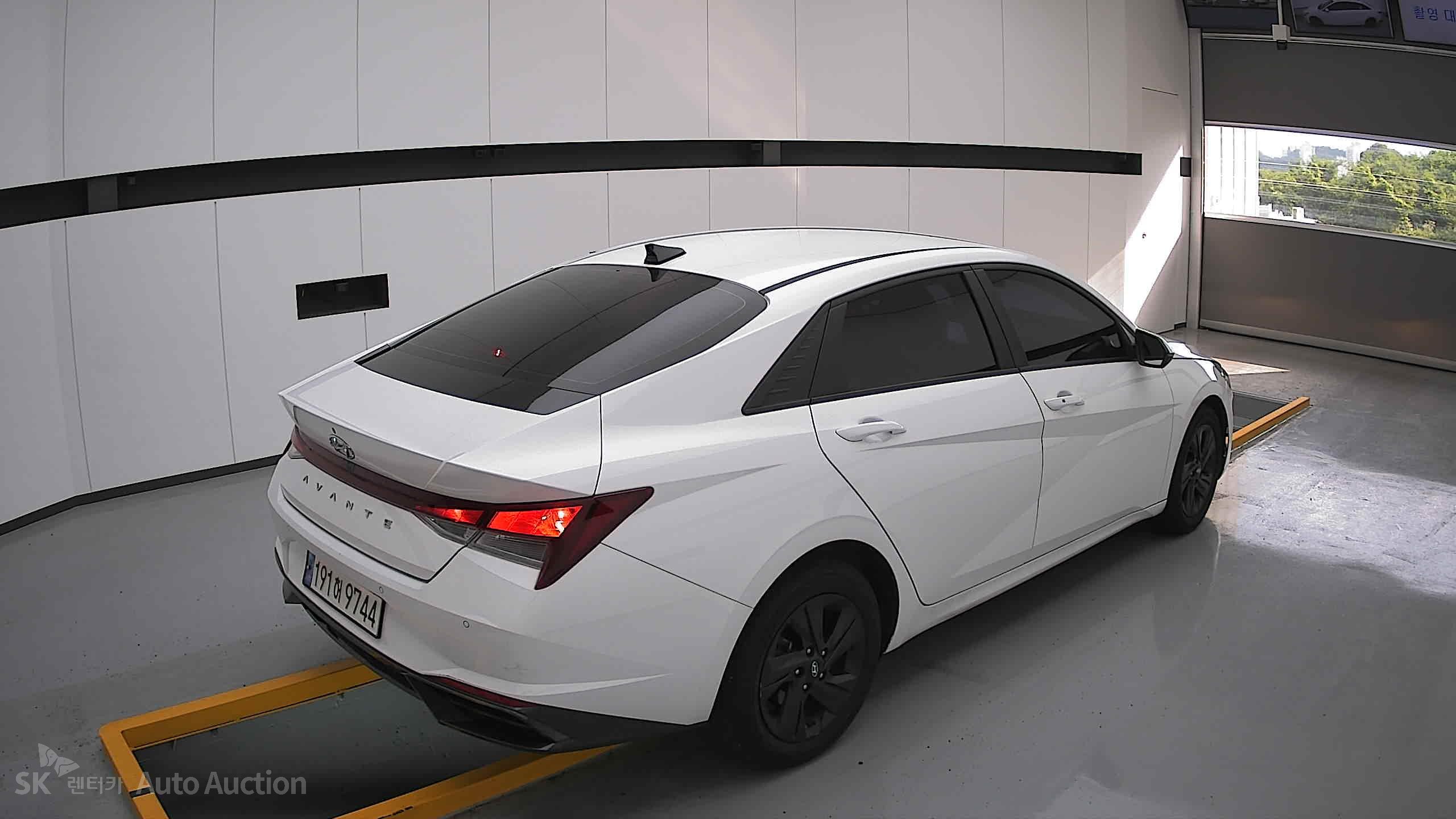 2023 - hyundai avante