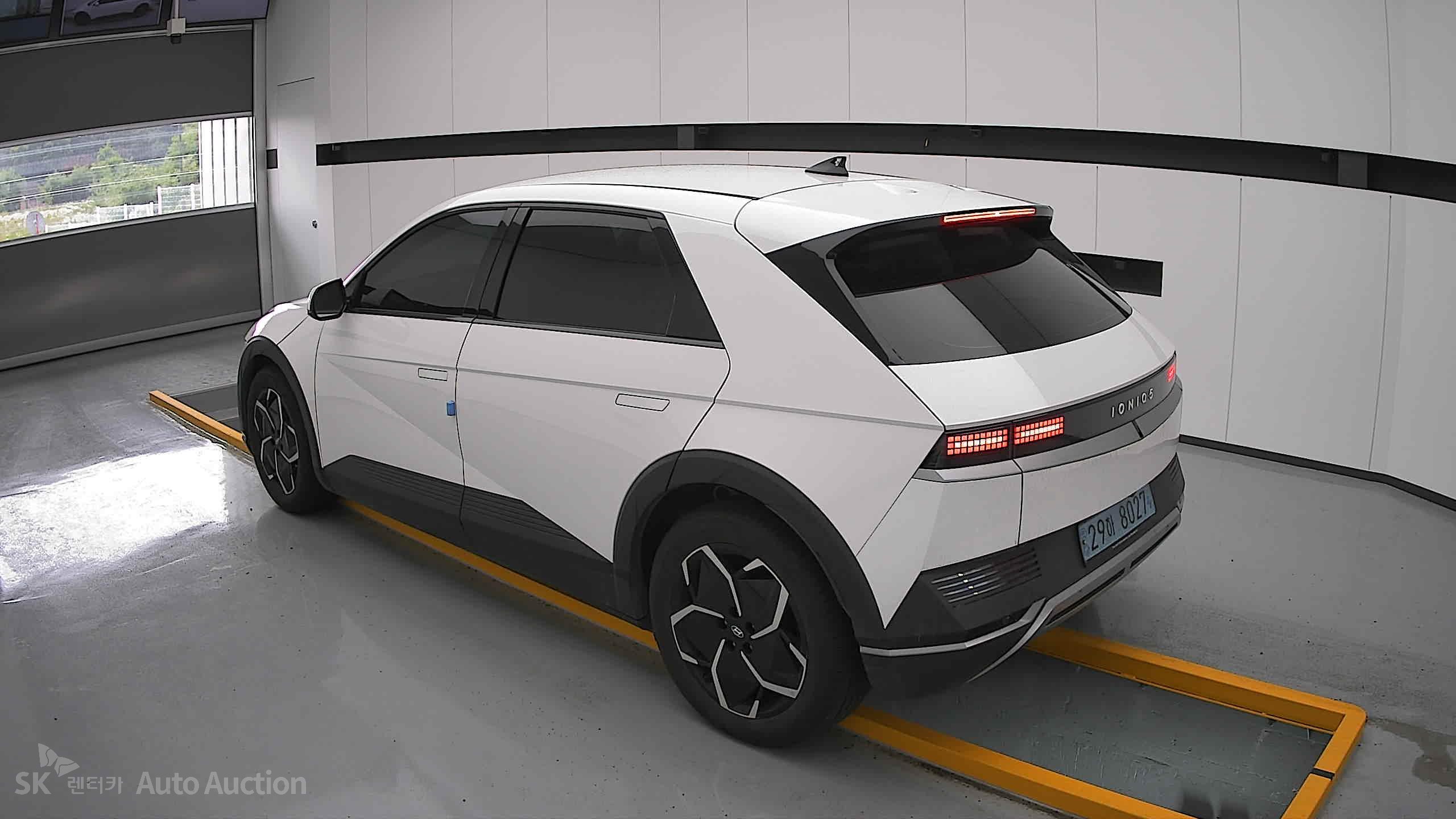 2022 - hyundai ioniq