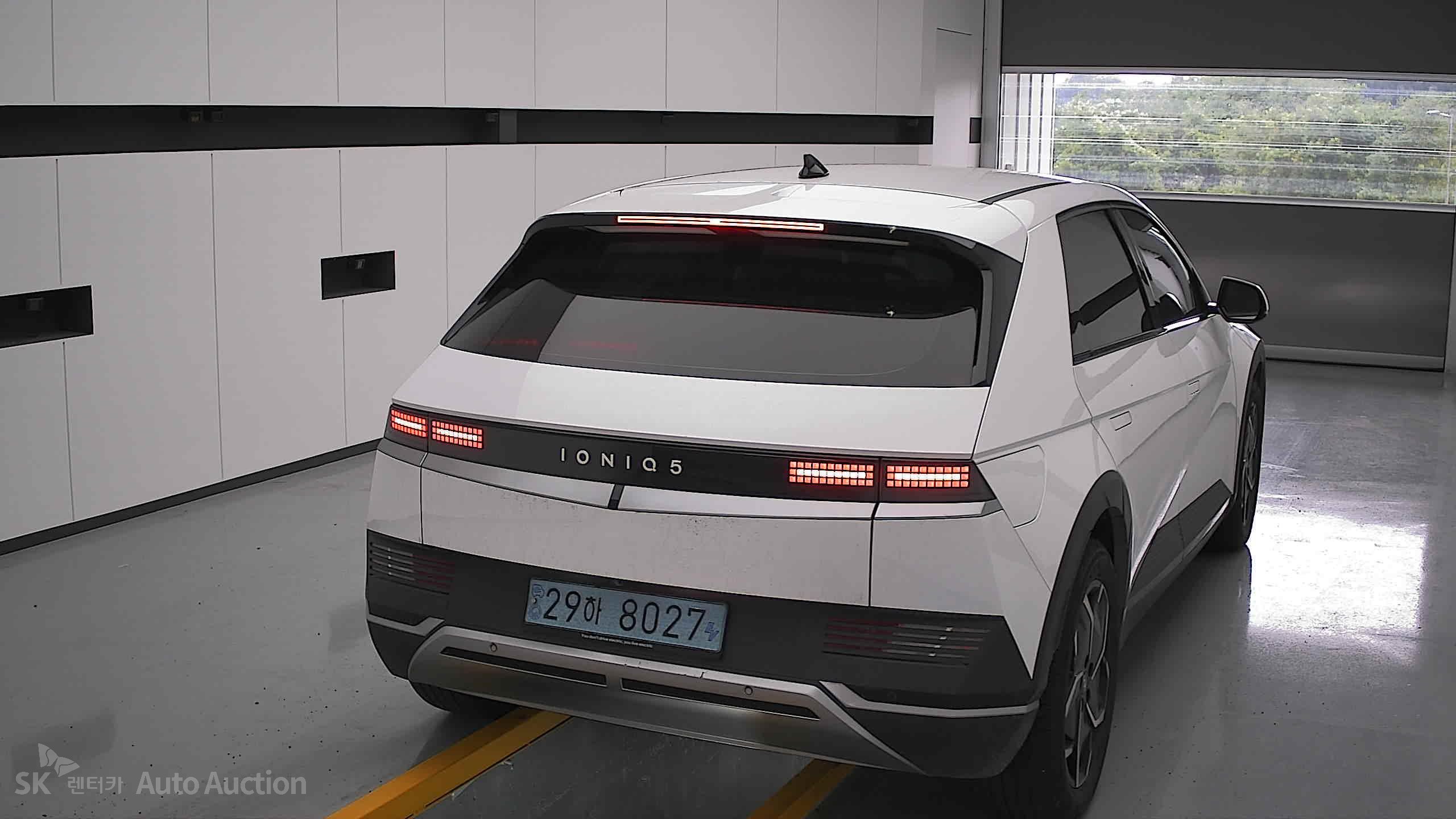 2022 - hyundai ioniq