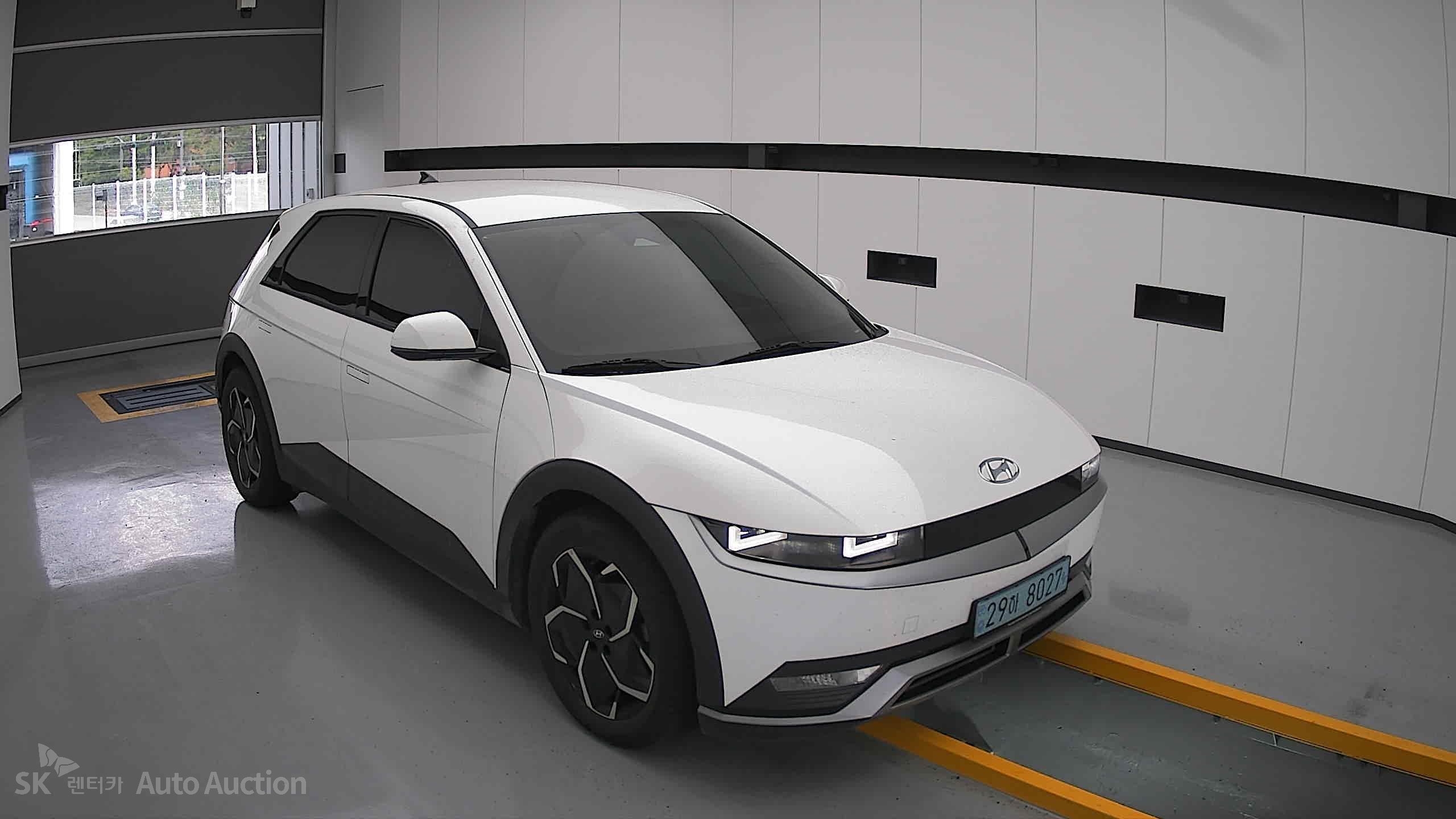 2022 - hyundai ioniq