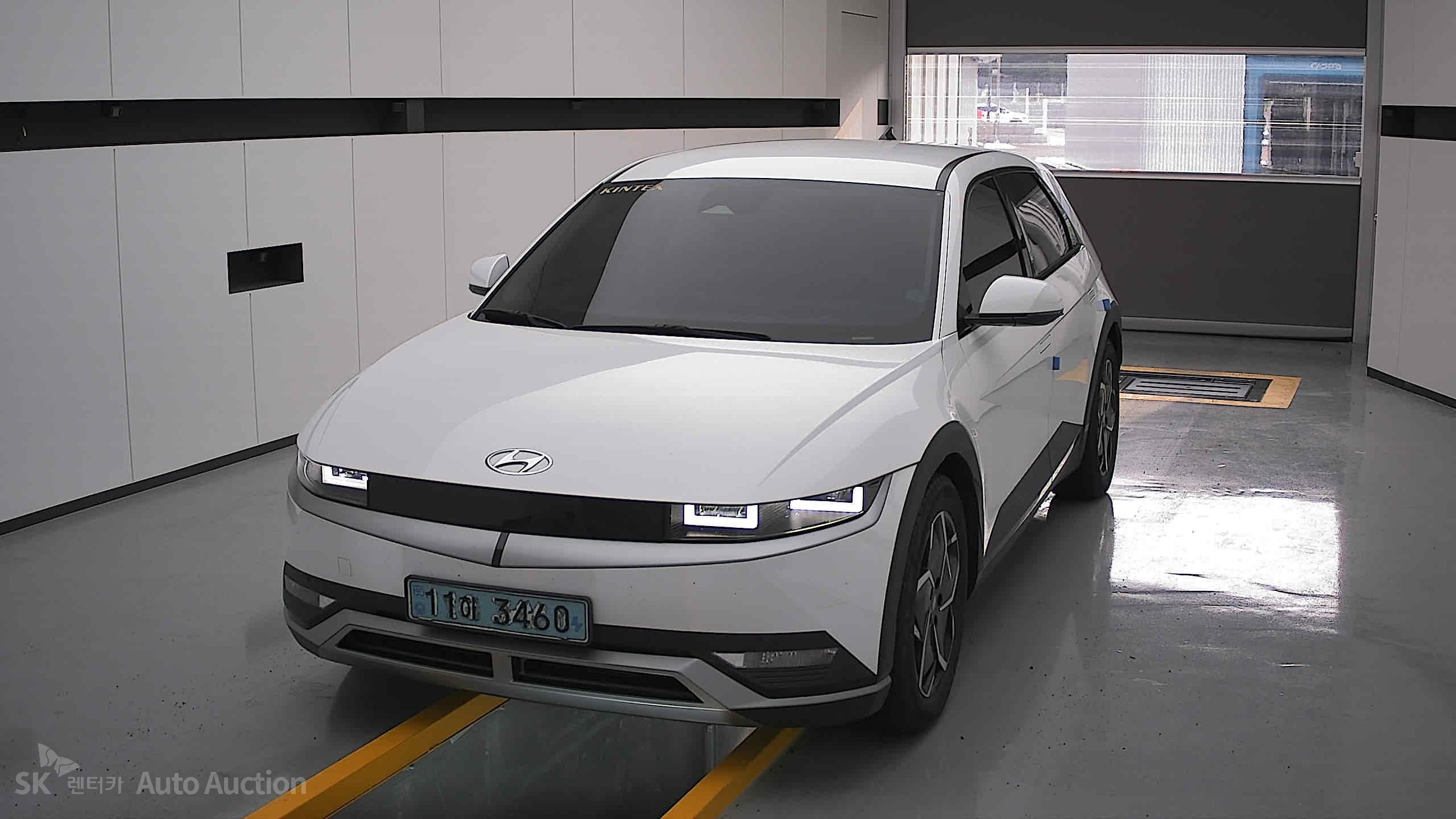 2022 - hyundai ioniq