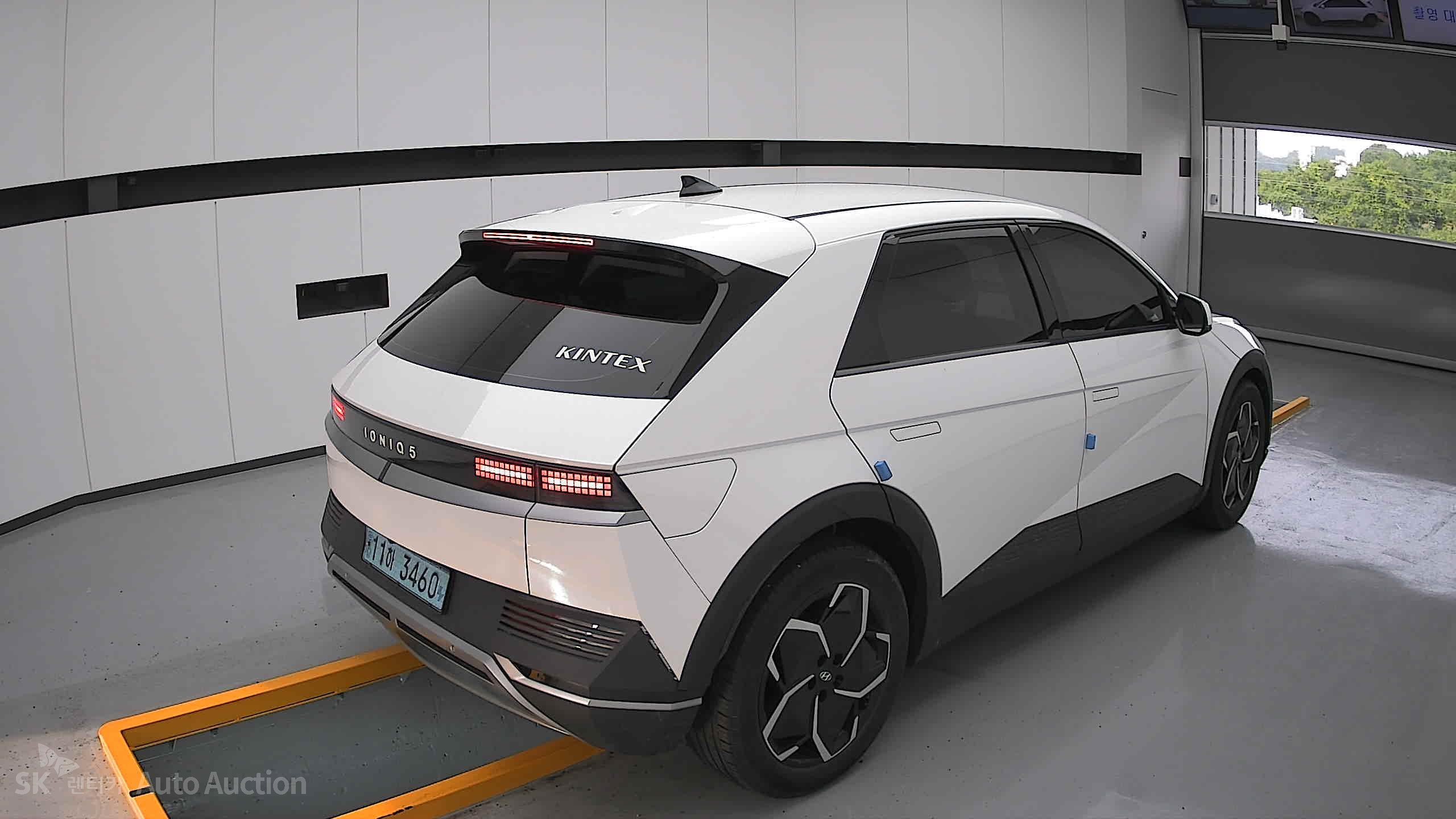 2022 - hyundai ioniq