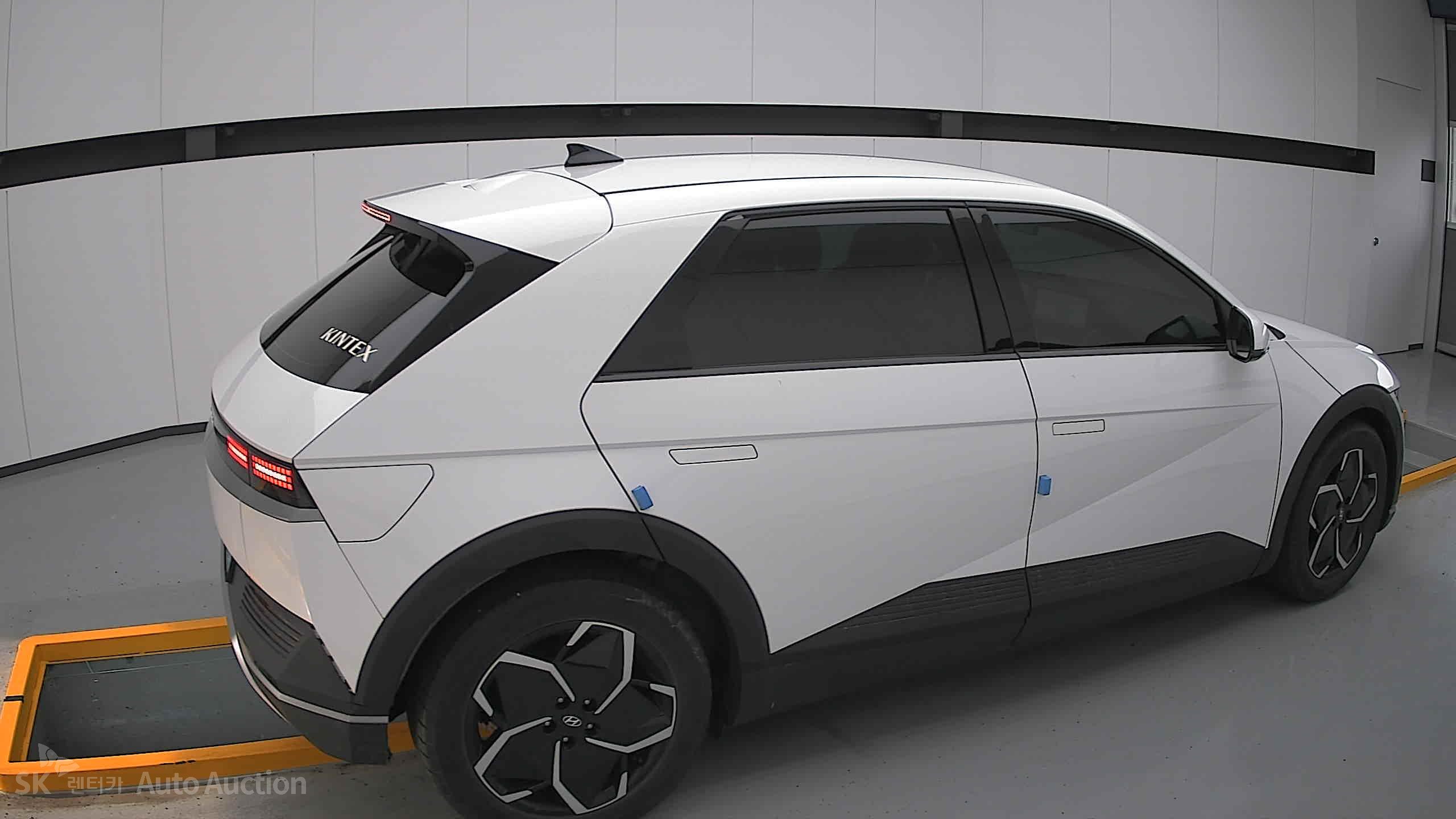 2022 - hyundai ioniq