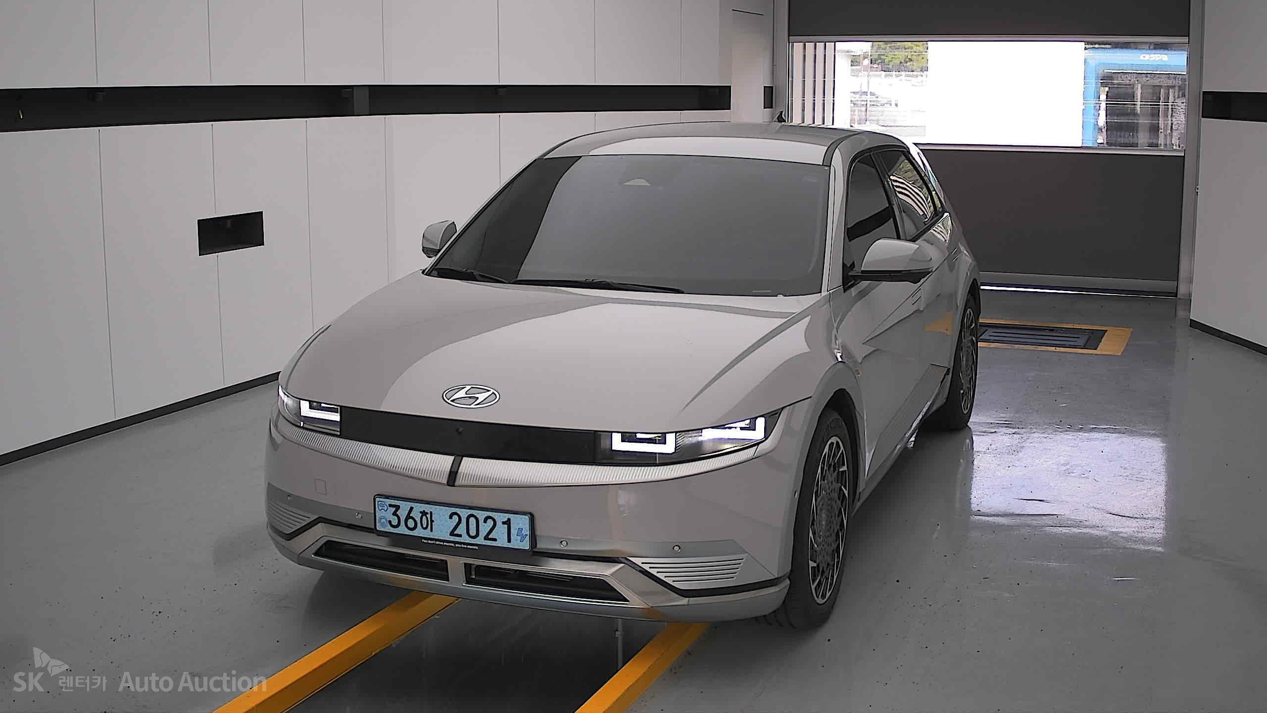 2022 - hyundai ioniq
