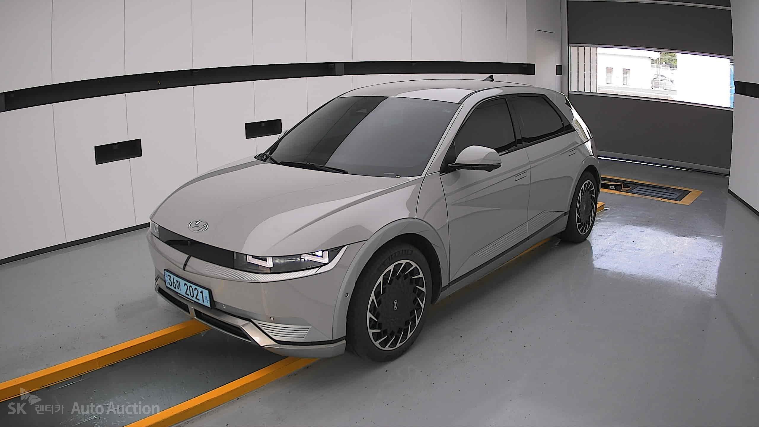 2022 - hyundai ioniq