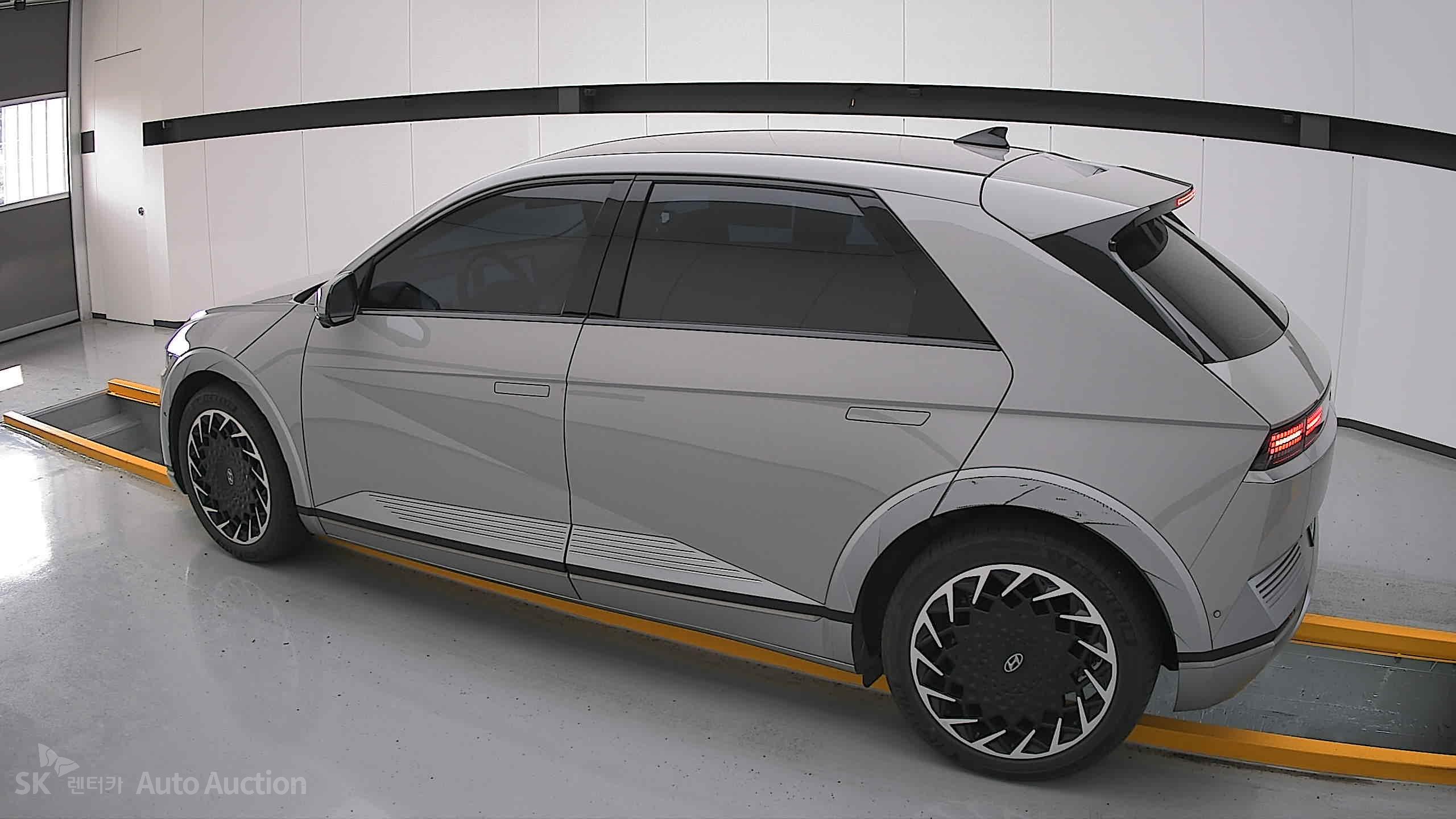2022 - hyundai ioniq