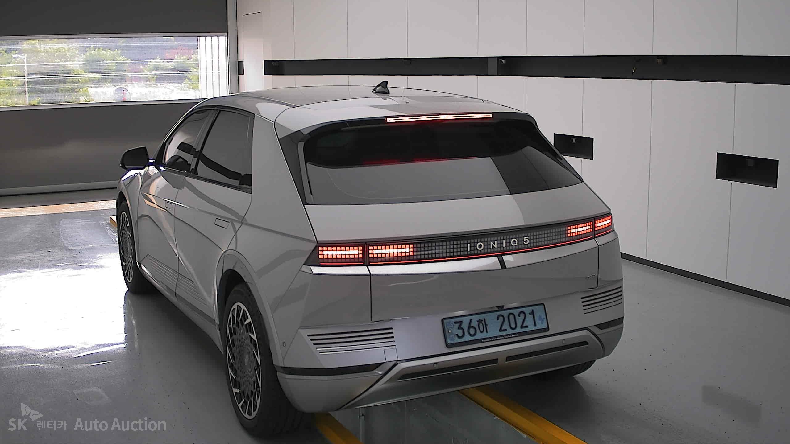 2022 - hyundai ioniq