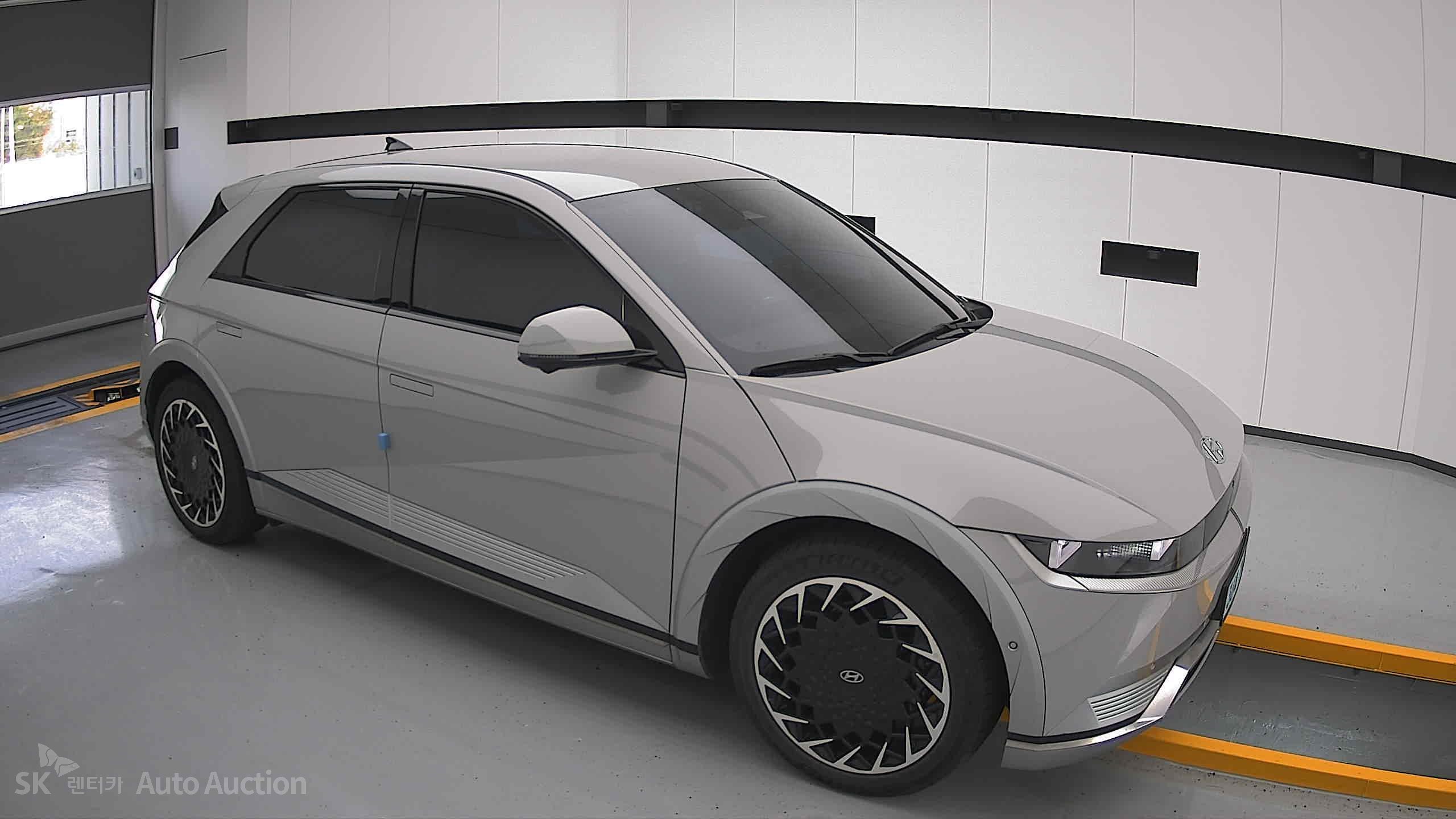 2022 - hyundai ioniq
