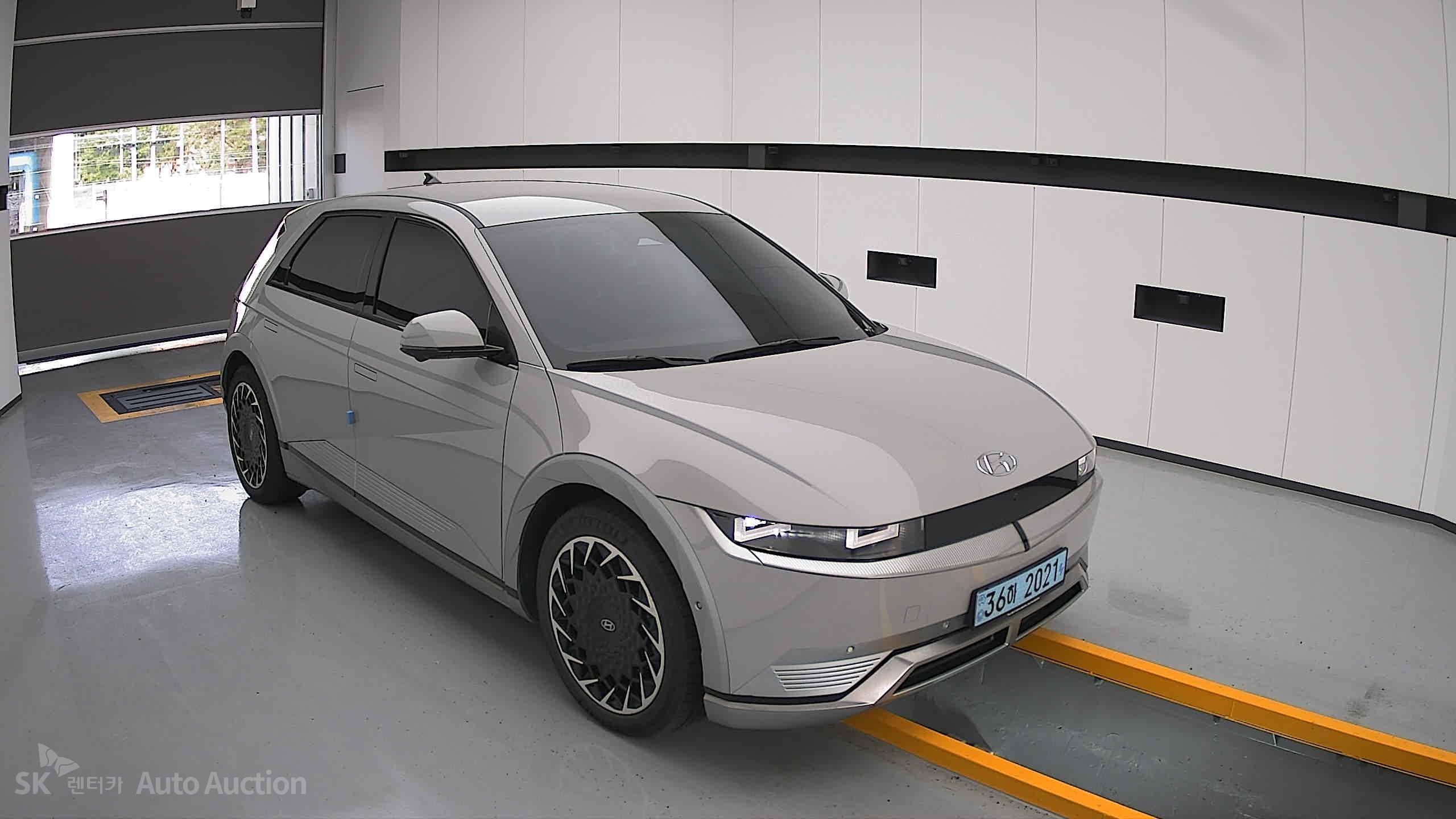 2022 - hyundai ioniq