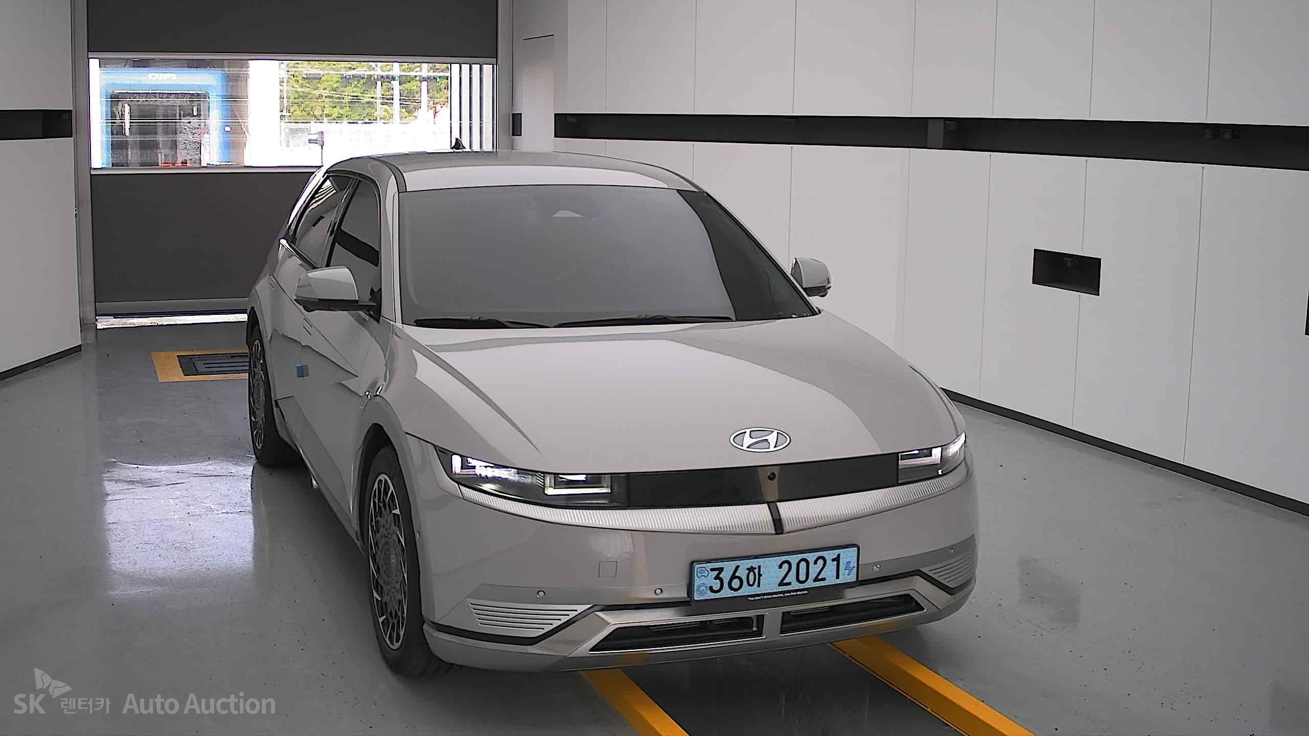 2022 - hyundai ioniq