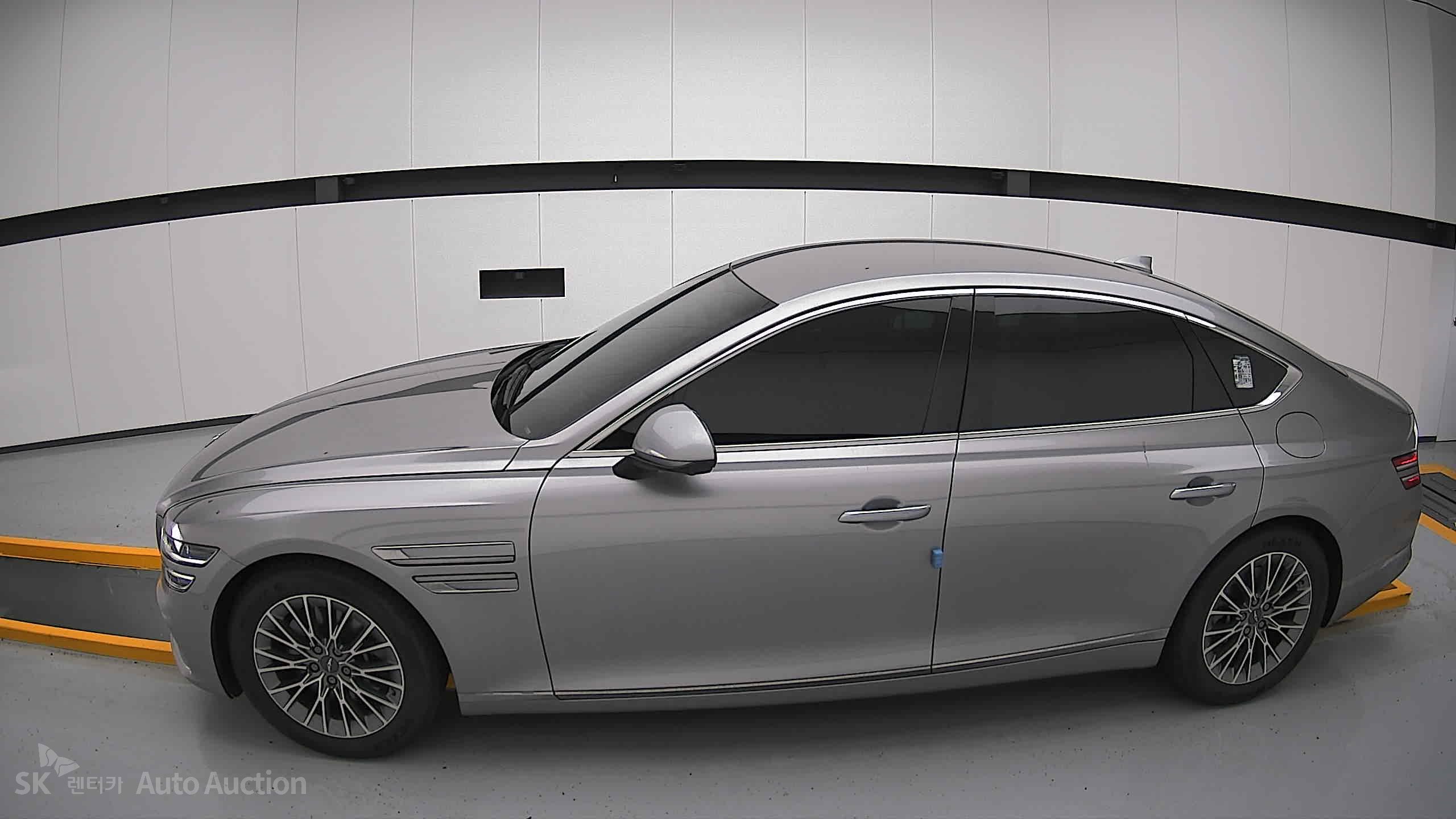 2022 - genesis g80
