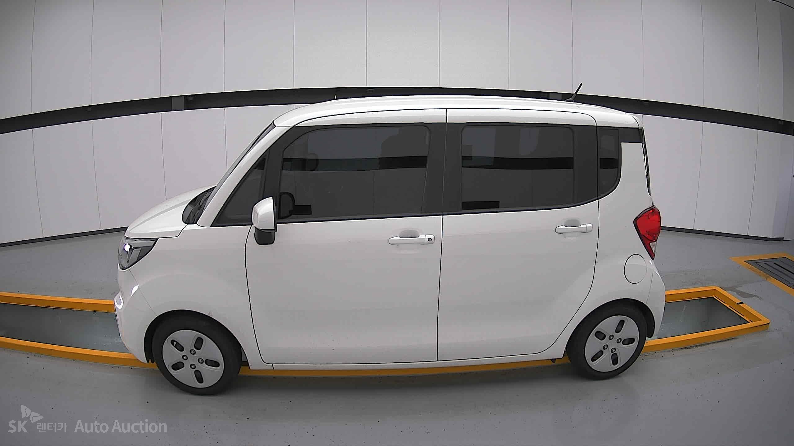 2022 - kia ray