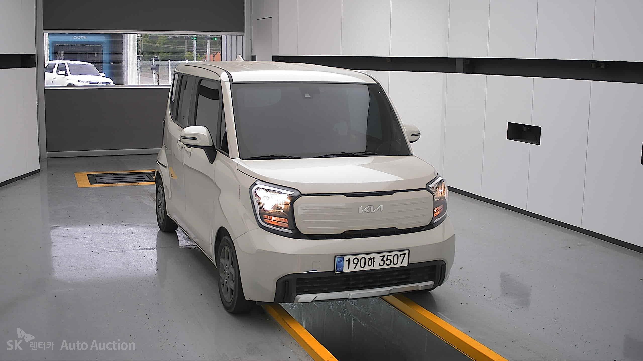 2023 - kia ray