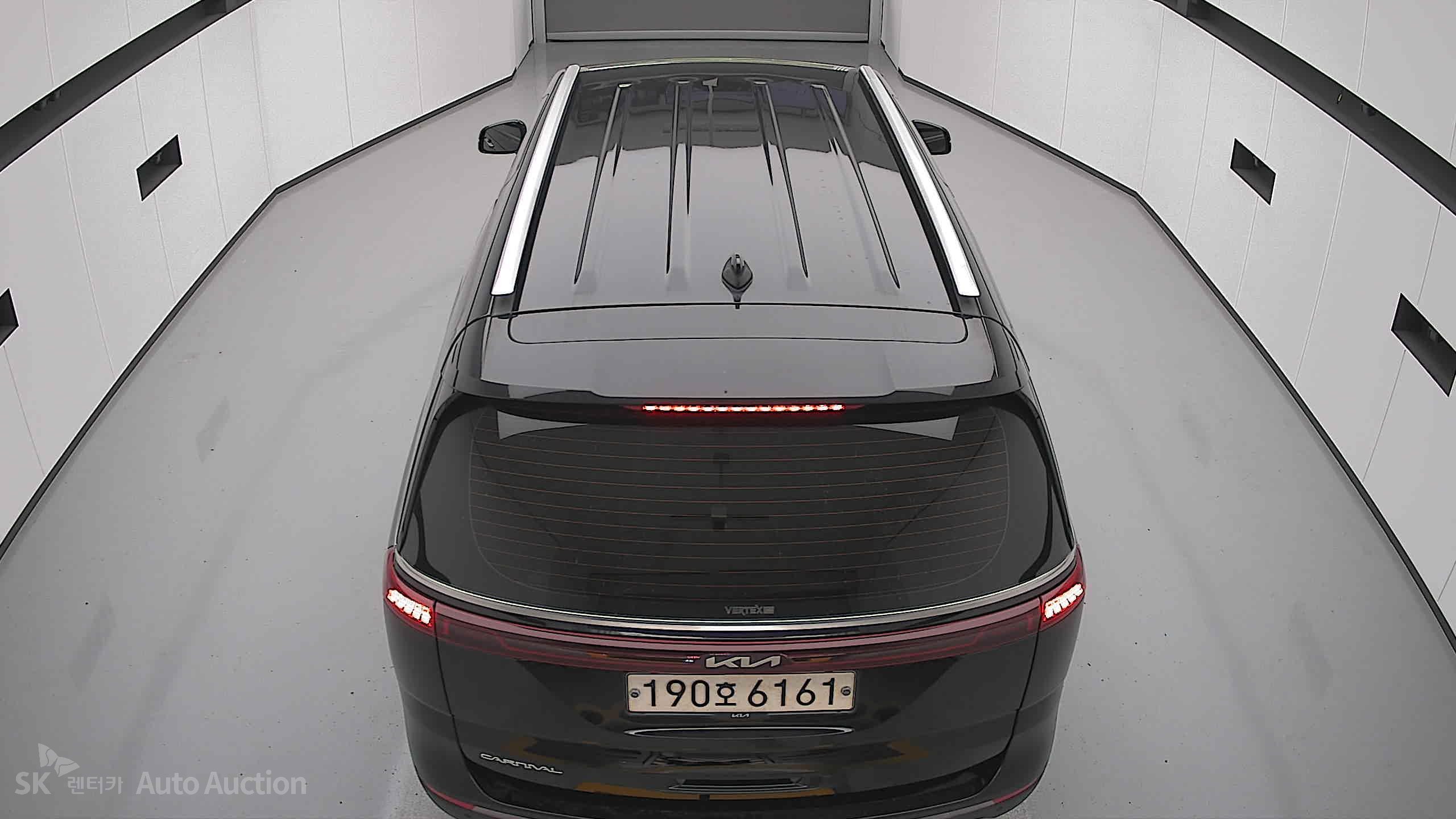 2023 - kia carnival