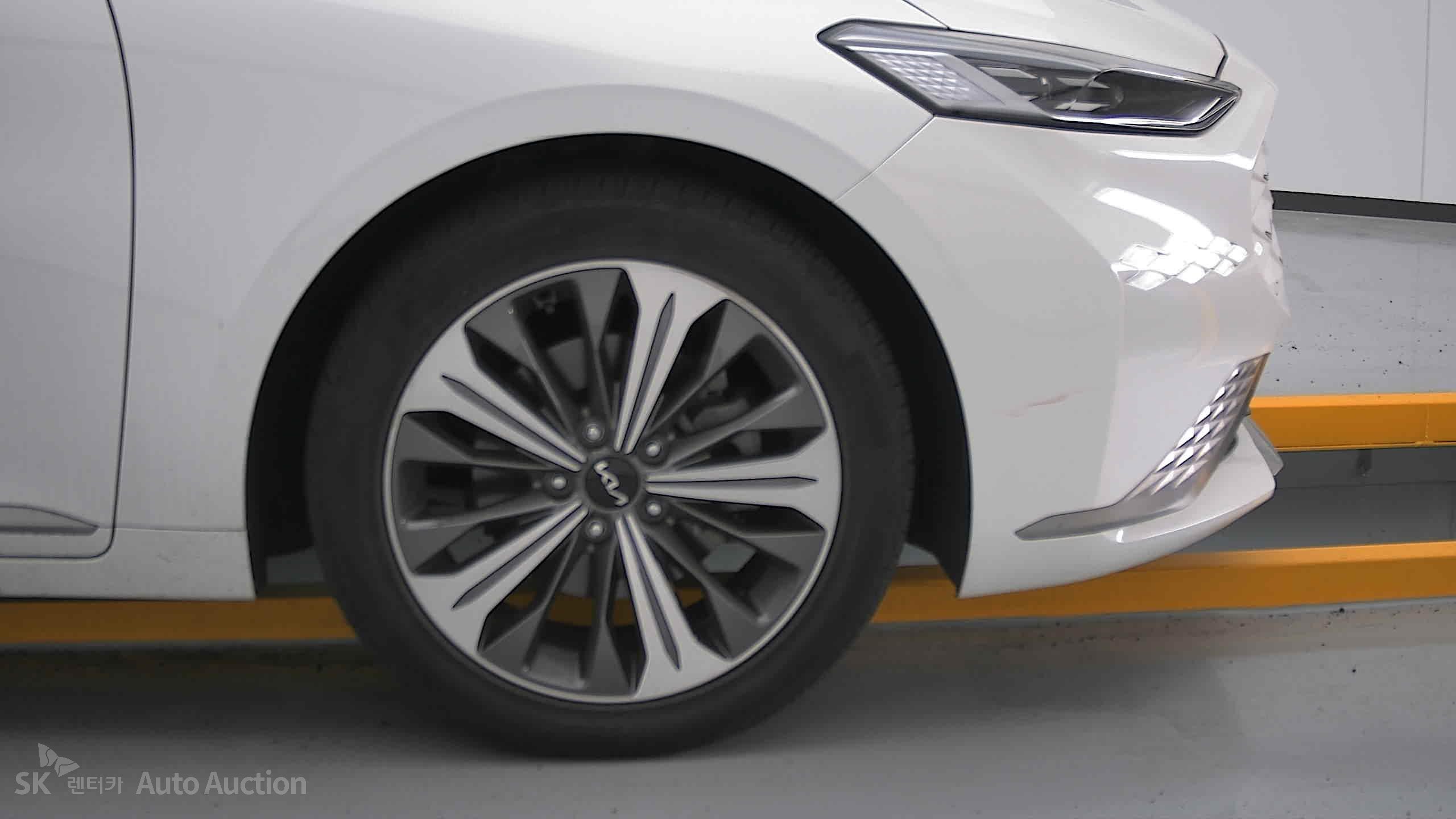2022 - kia k8