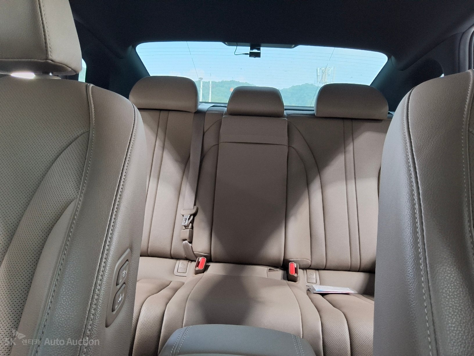 2022 - kia k8