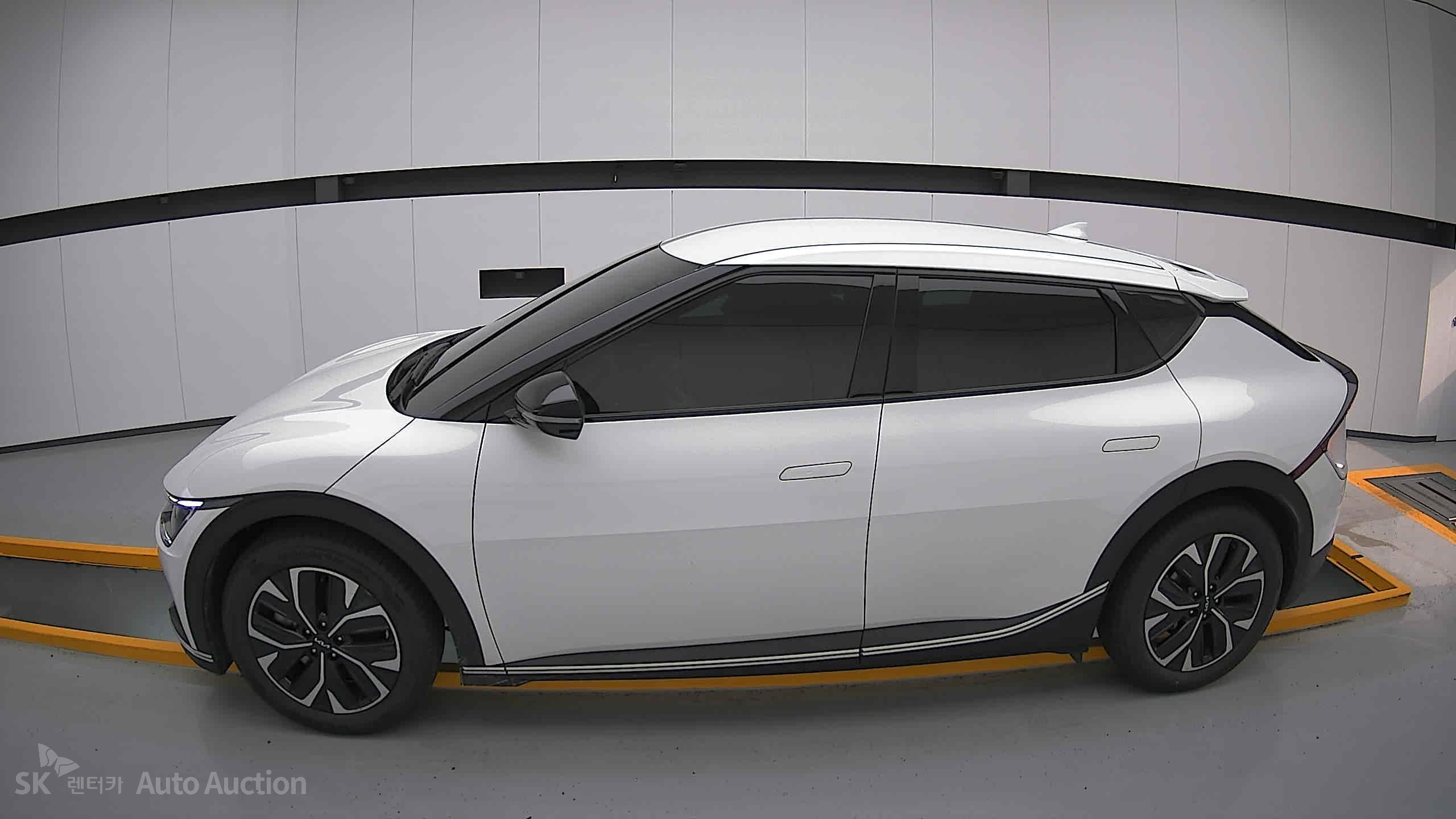 2022 - kia ev6