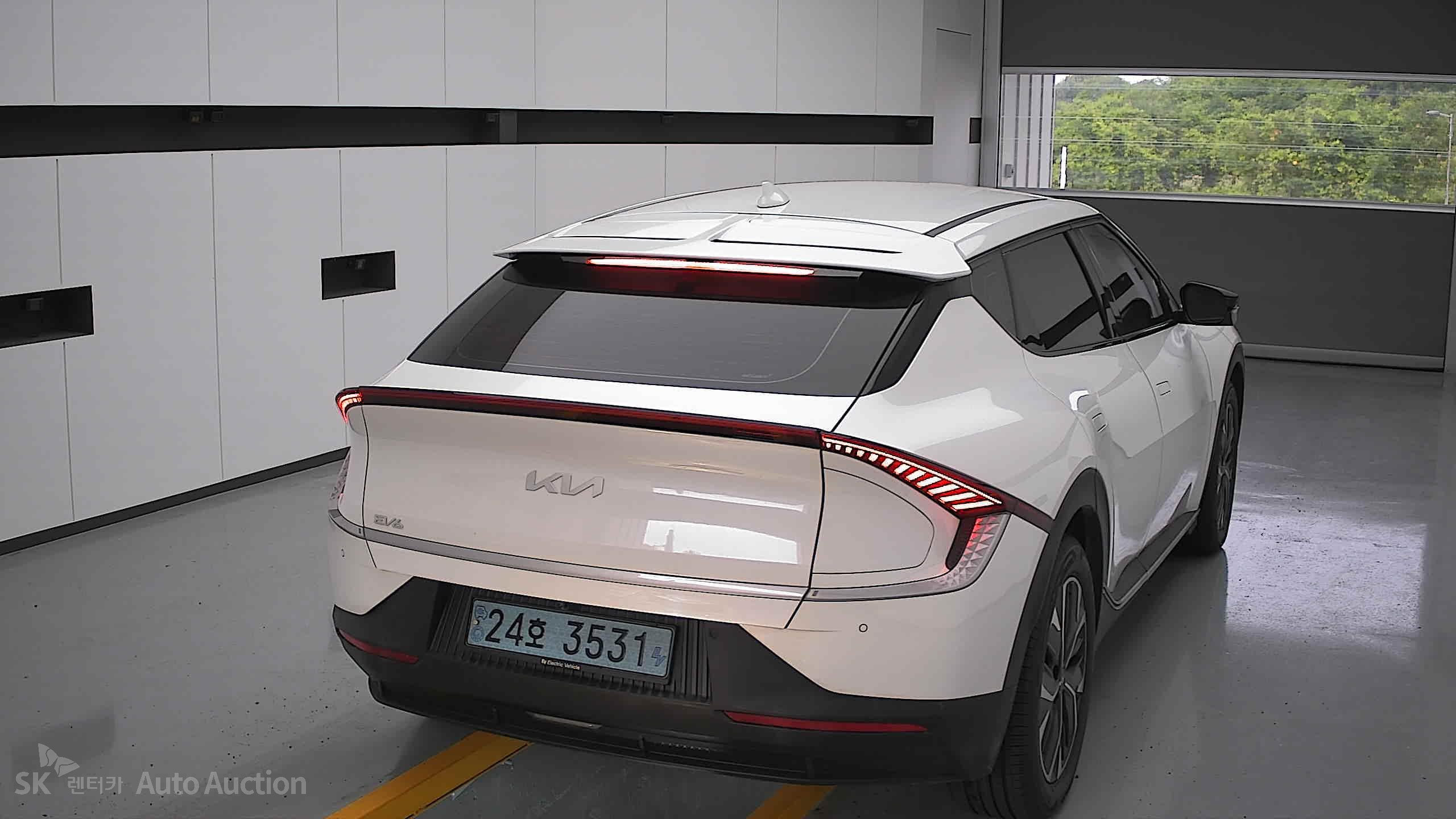 2022 - kia ev6