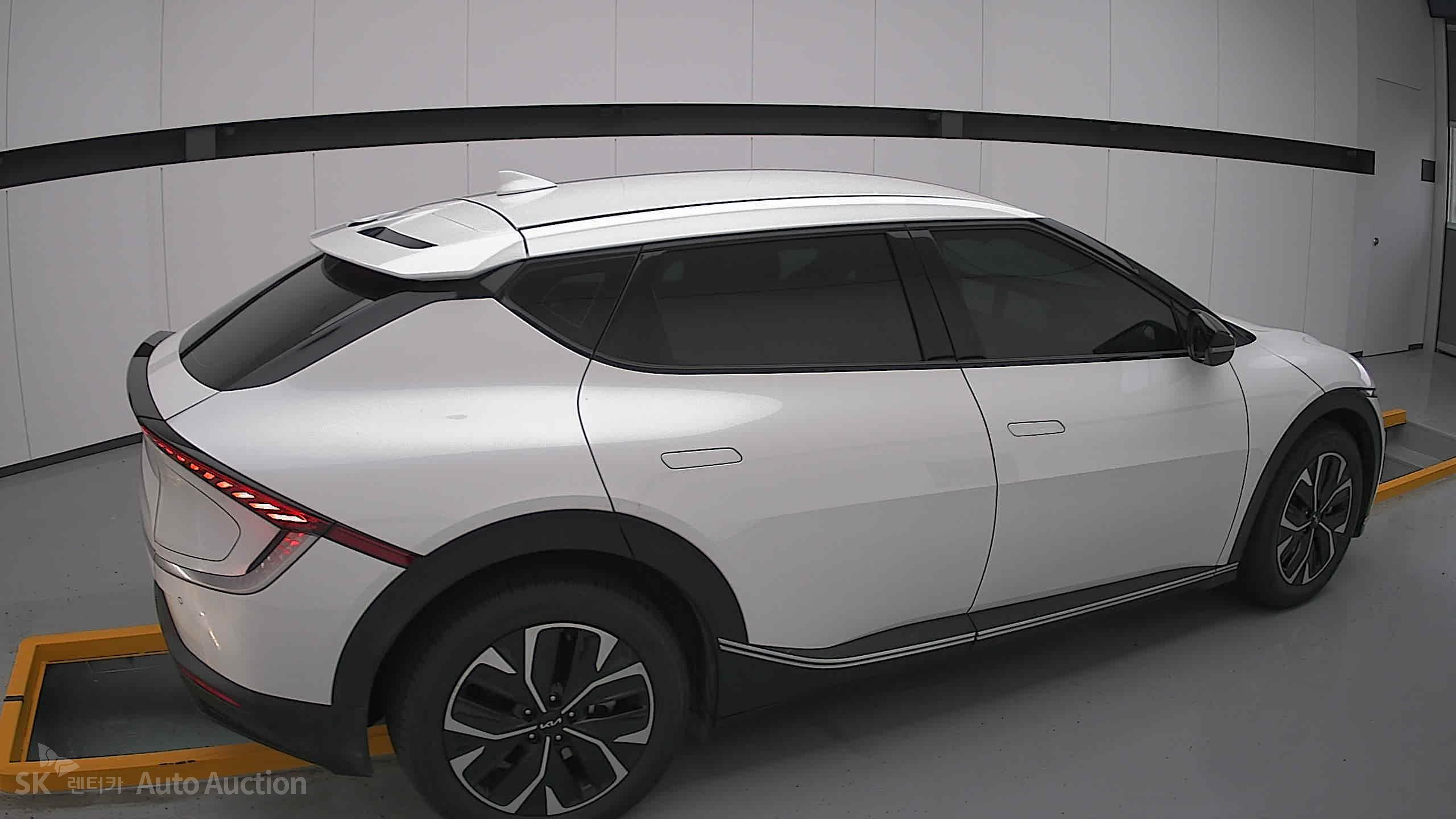 2022 - kia ev6