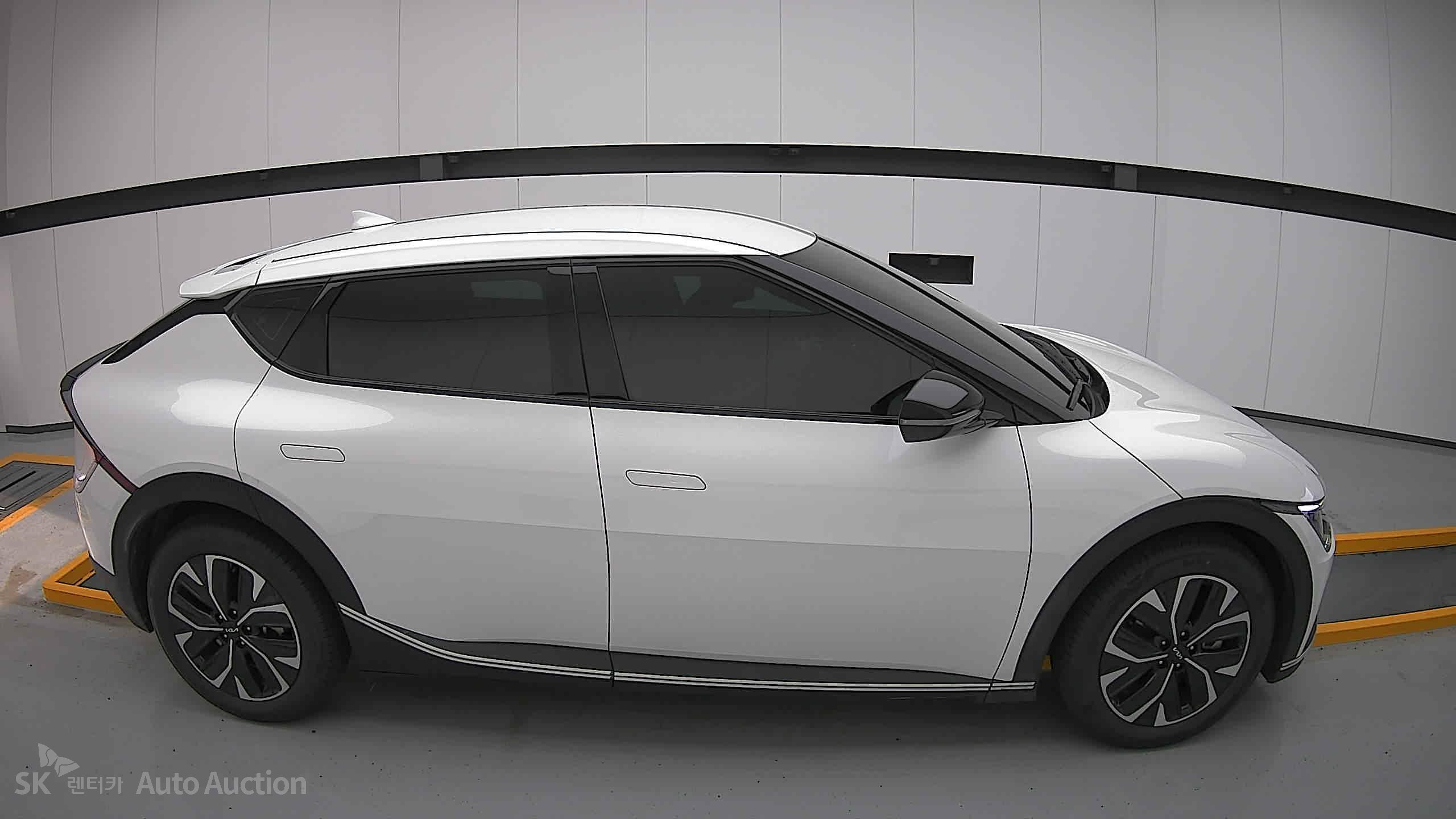 2022 - kia ev6