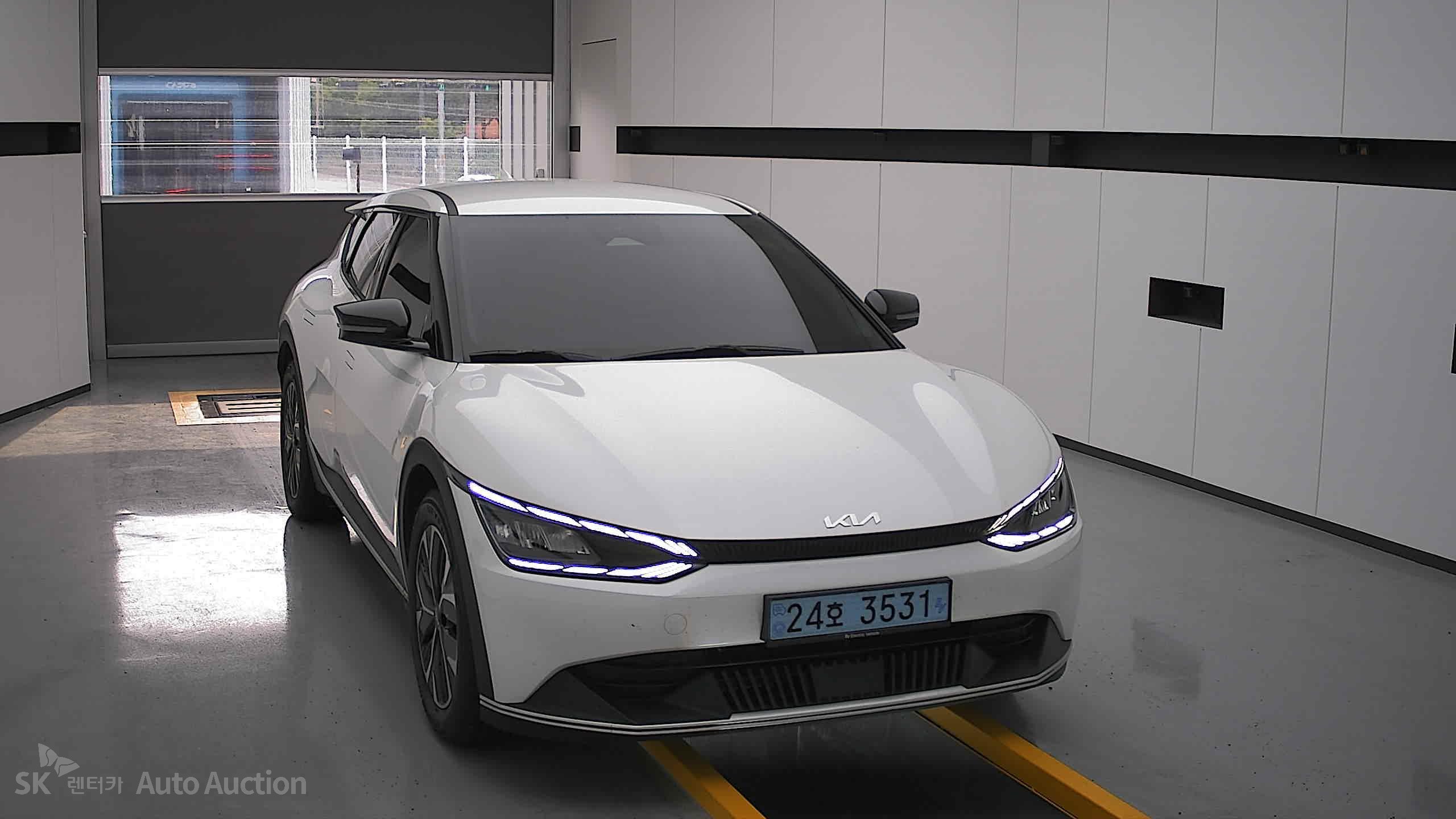 2022 - kia ev6